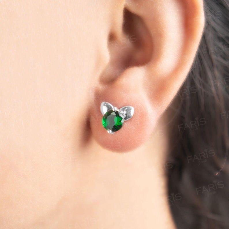 Round Cut Green Emerald Gemstone Pendant and Earring Set Bunny Ear Gift