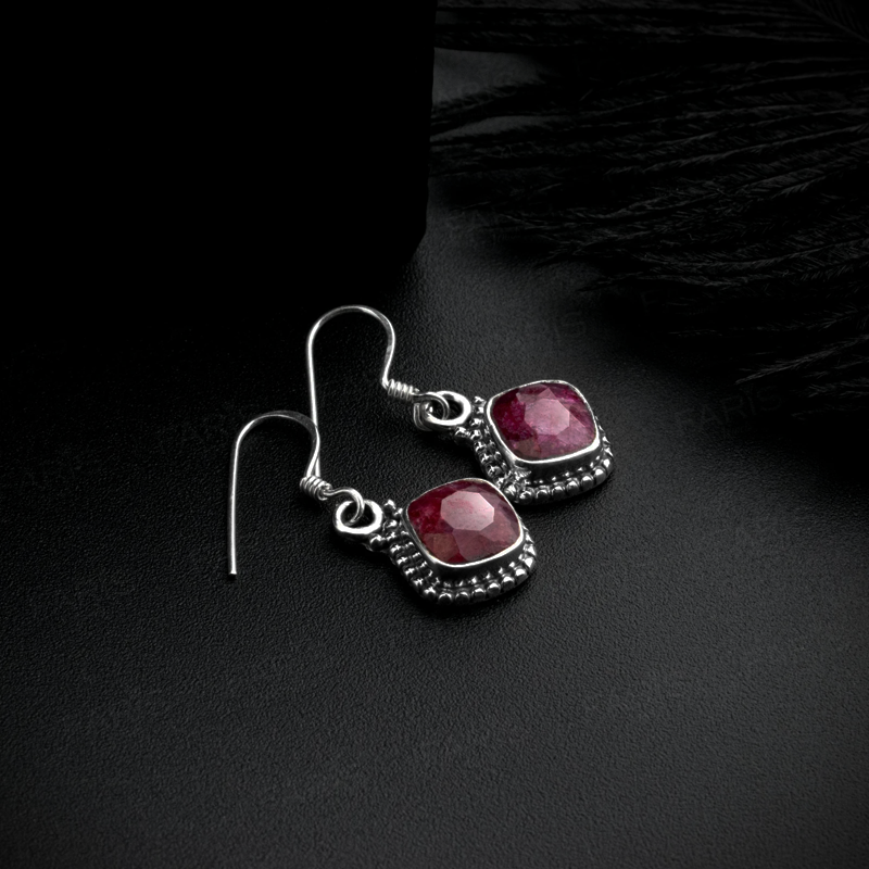 Silver and ruby earrings deals