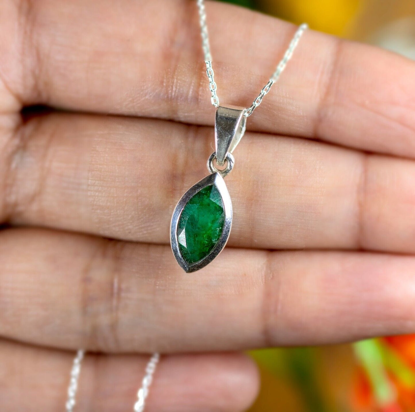 Sterling Silver 925 Marquise Cut Green Emerald Pendant Necklace Ladies Jewellery