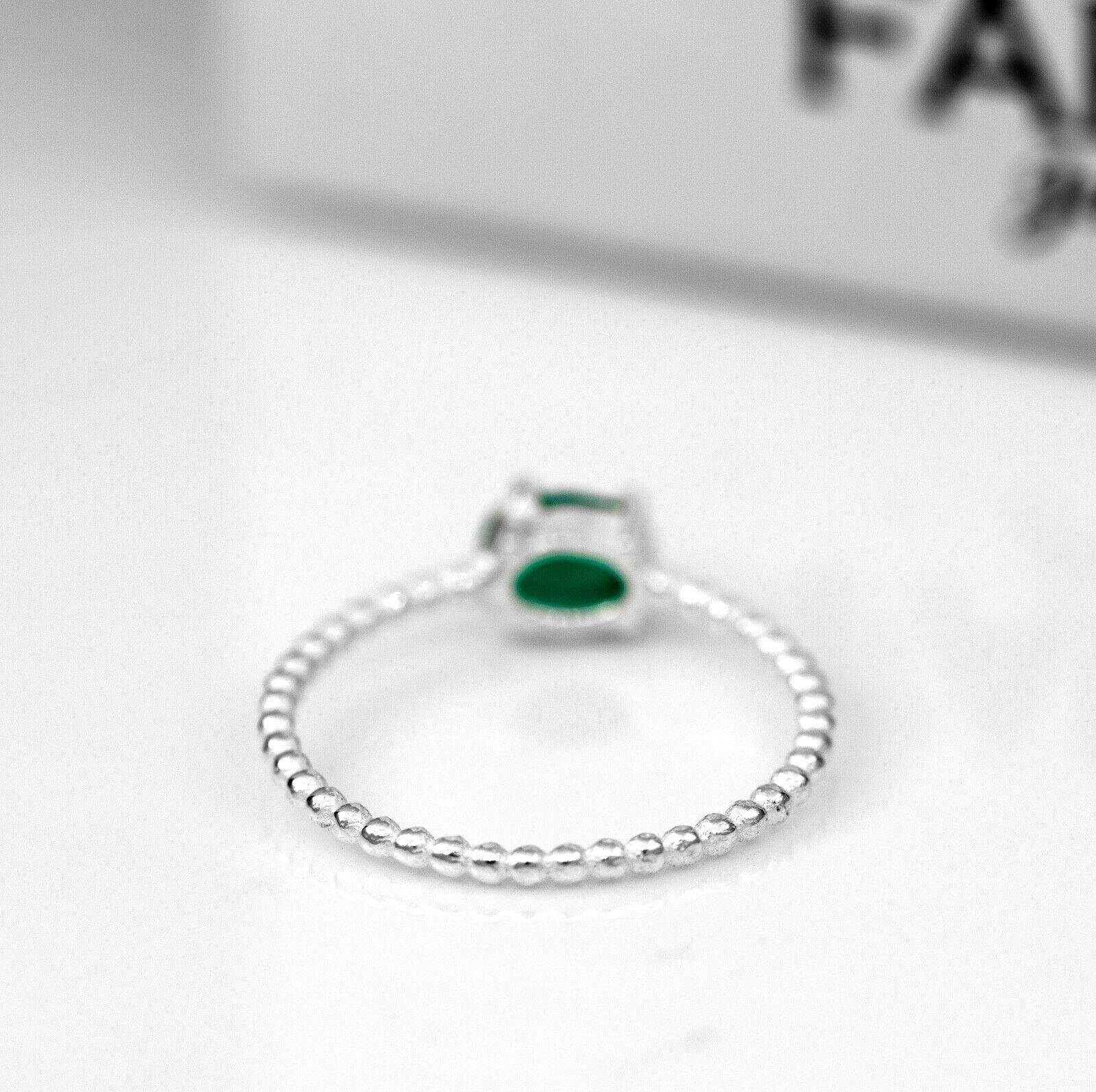 925 Sterling Silver Lab Created Emerald Oval Gemstone Ribbed Bubble Ladies Ring
