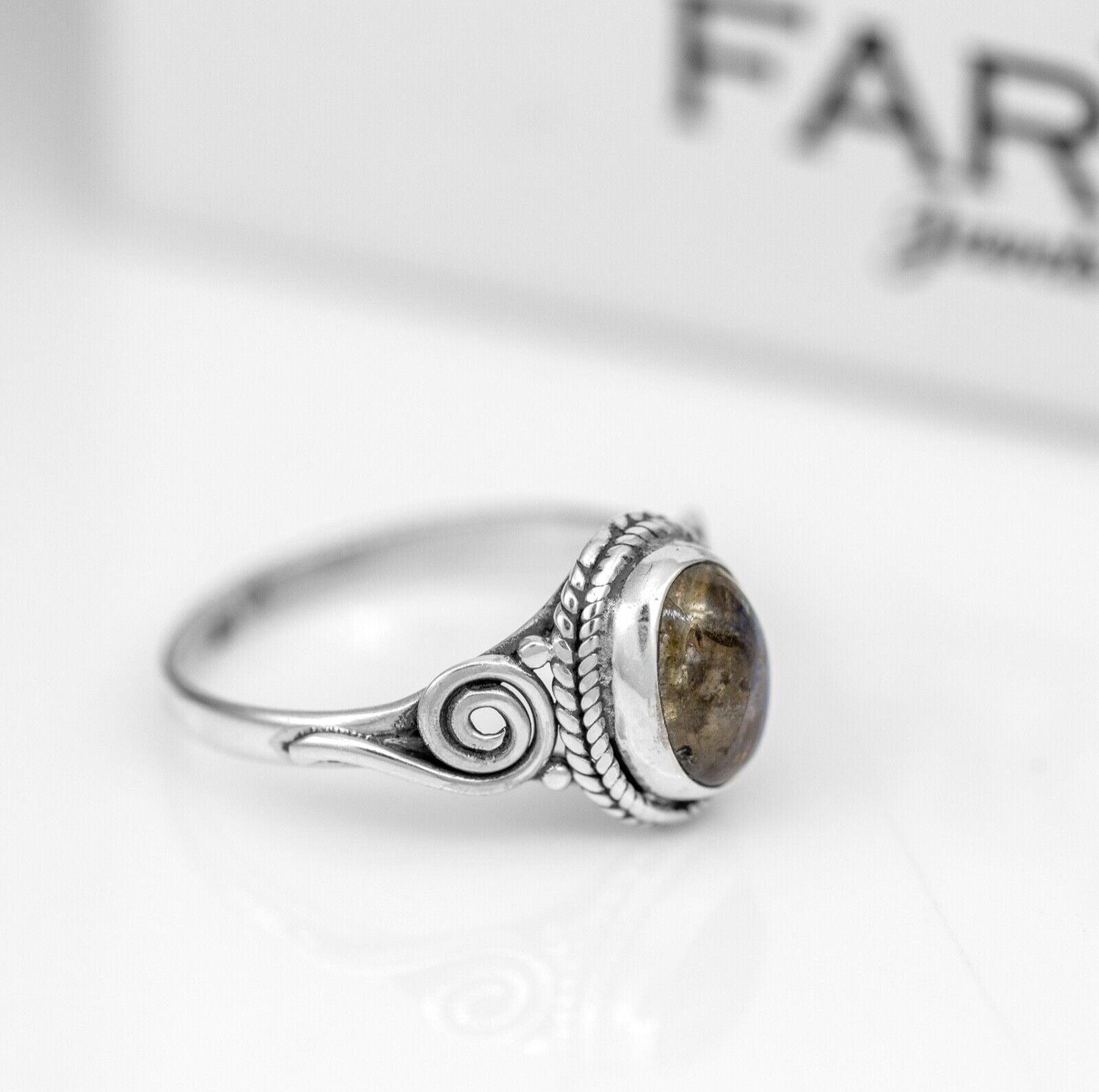 925 Sterling Silver Ladies Oval Cut Labradorite Ring Gemstone Jewellery Gift