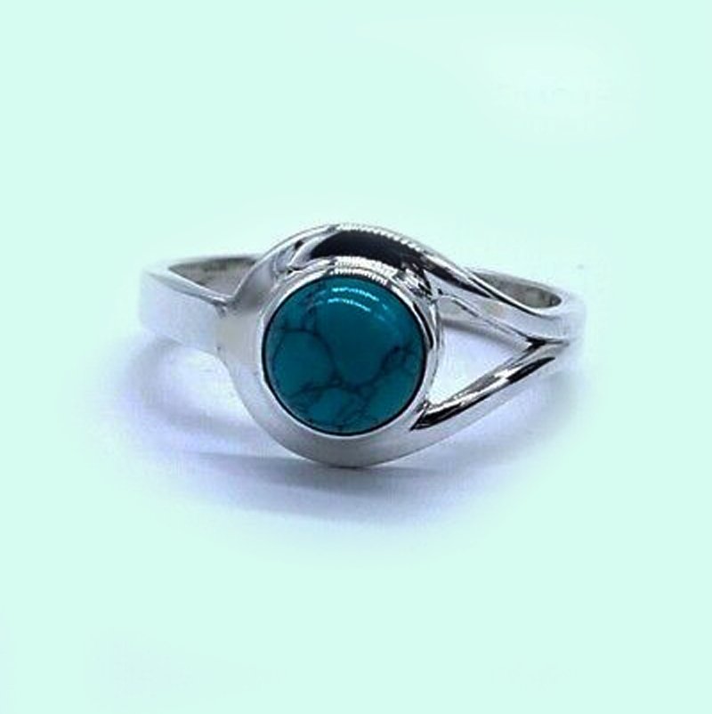 925 Sterling Silver Ladies Turquoise Round Ring Gemstone Ideal Jewellery Gift