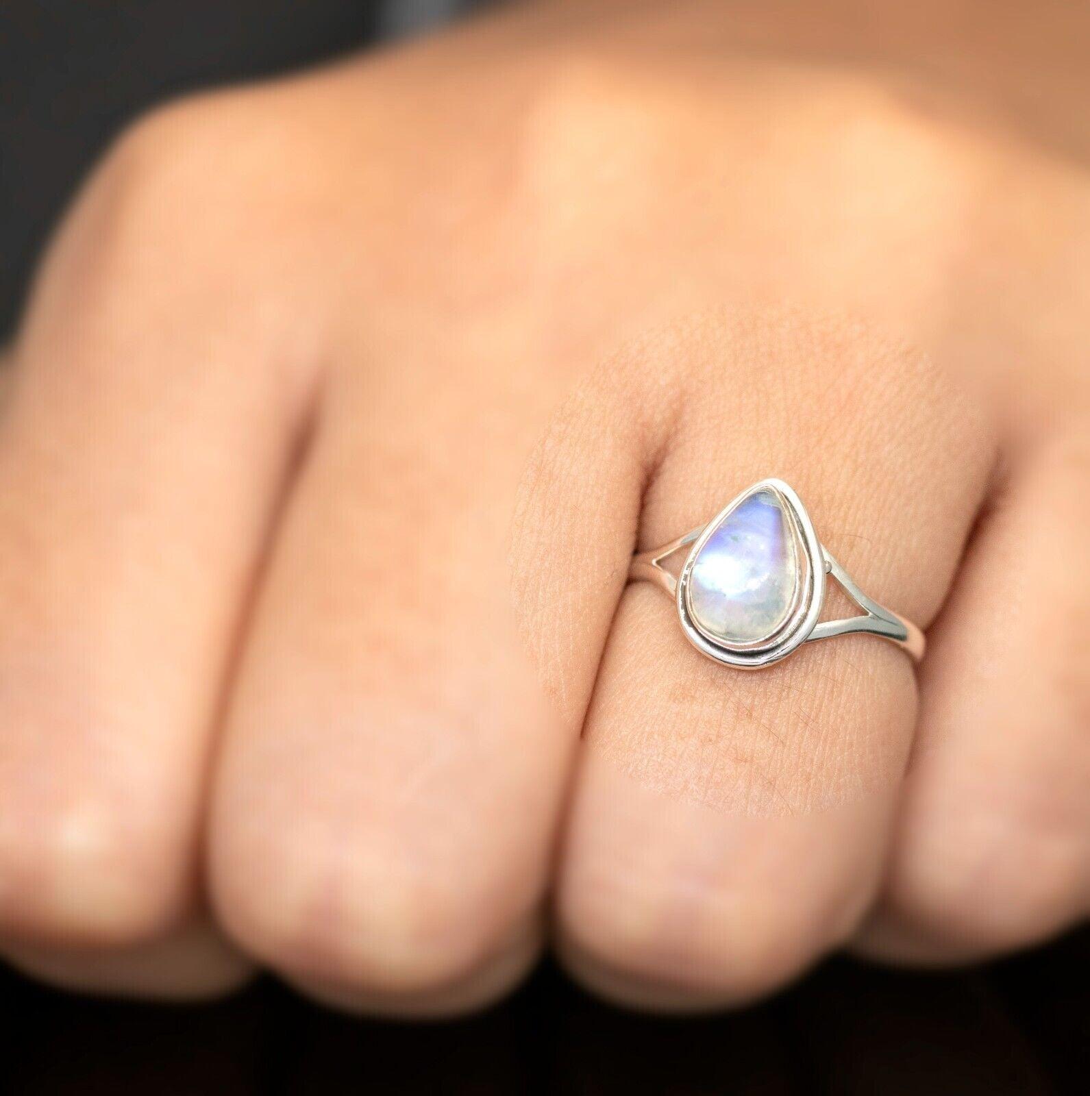 925 Sterling Silver Pear Cut Moonstone Ring Ladies Crystal Jewellery Gift