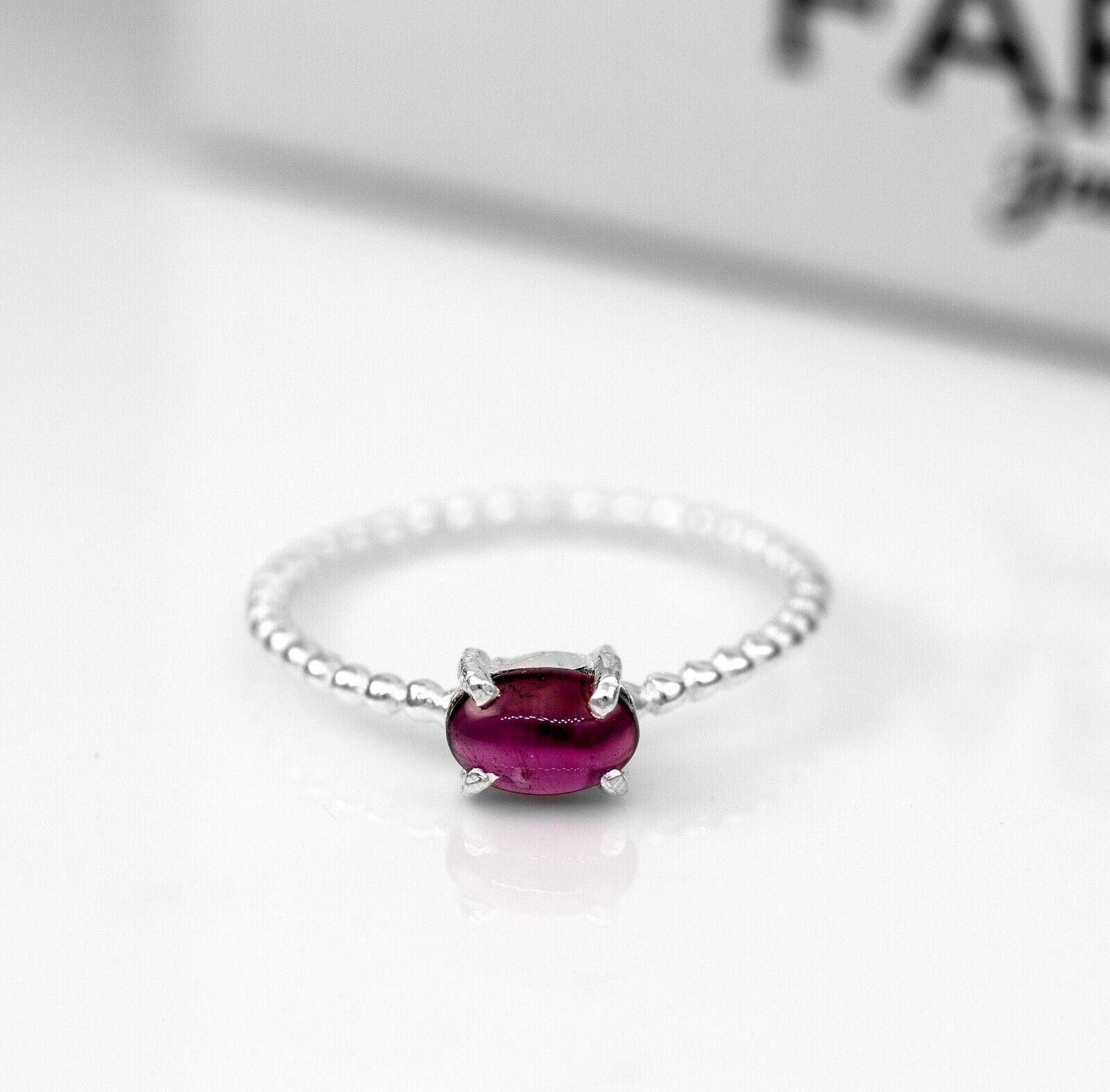 925 Sterling Silver Red Garnet Oval Gemstone Ribbed Bubble Ladies Ring Gift Box