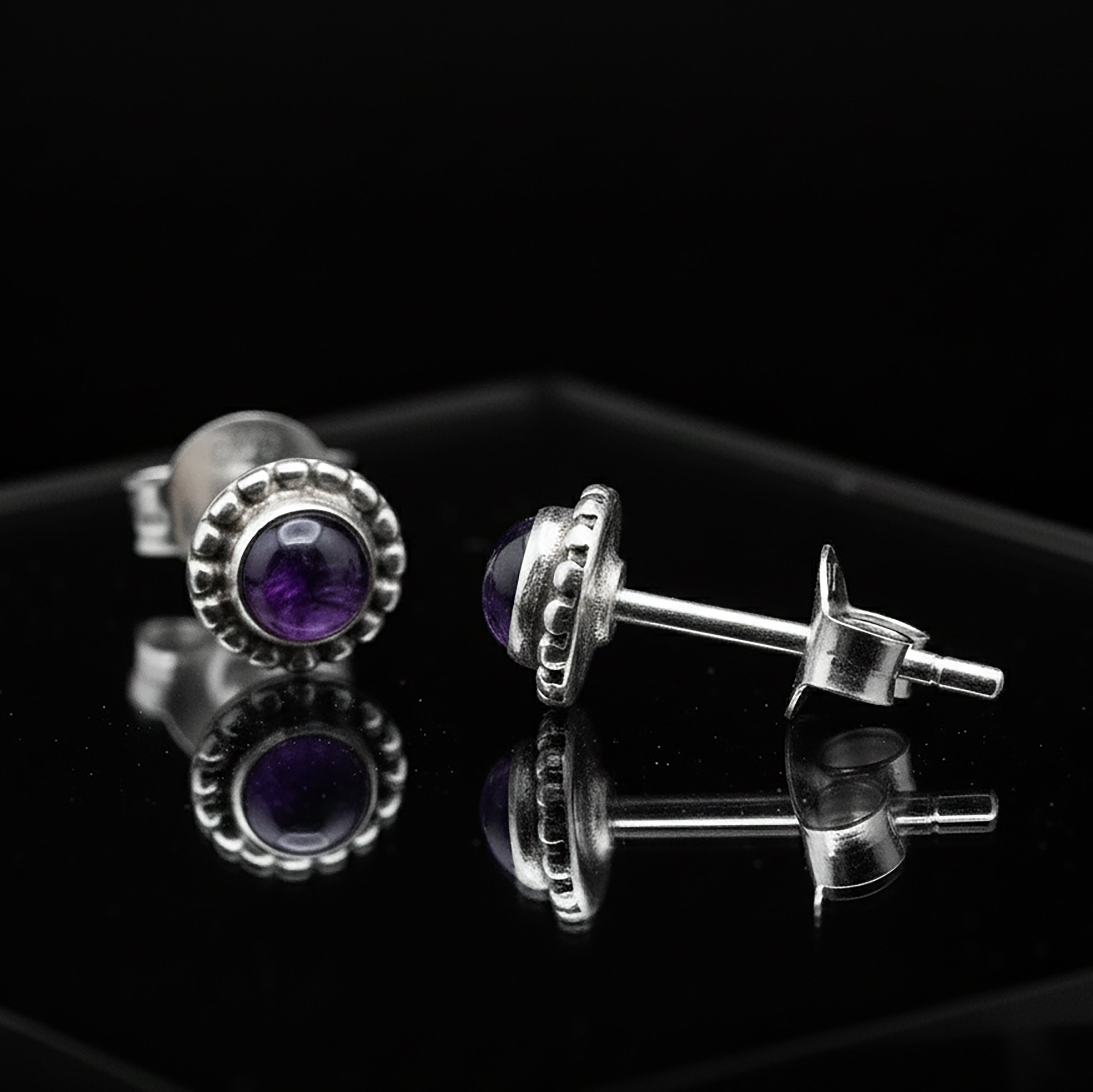 Dainty 925 Sterling Silver Beaded Edge Natural Amethyst Ladies Studs Jewellery Earrings