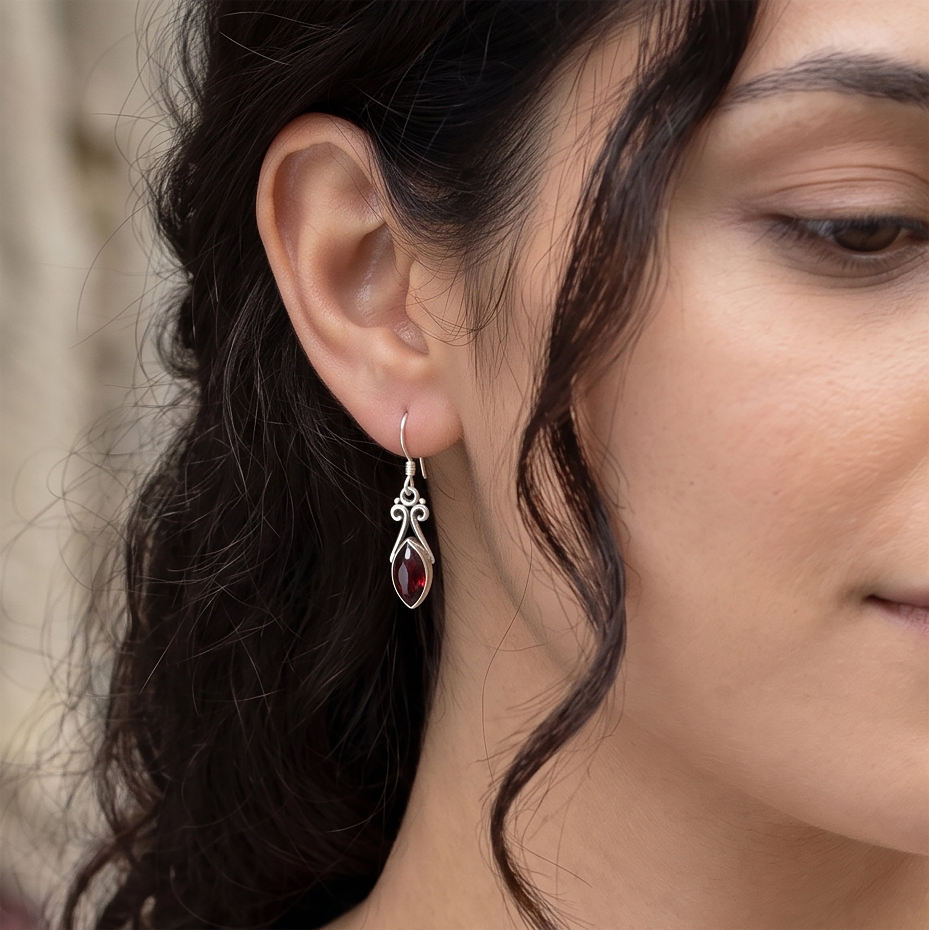 Sterling Silver 925 Ladies Marquise Garget Gemstone Earrings