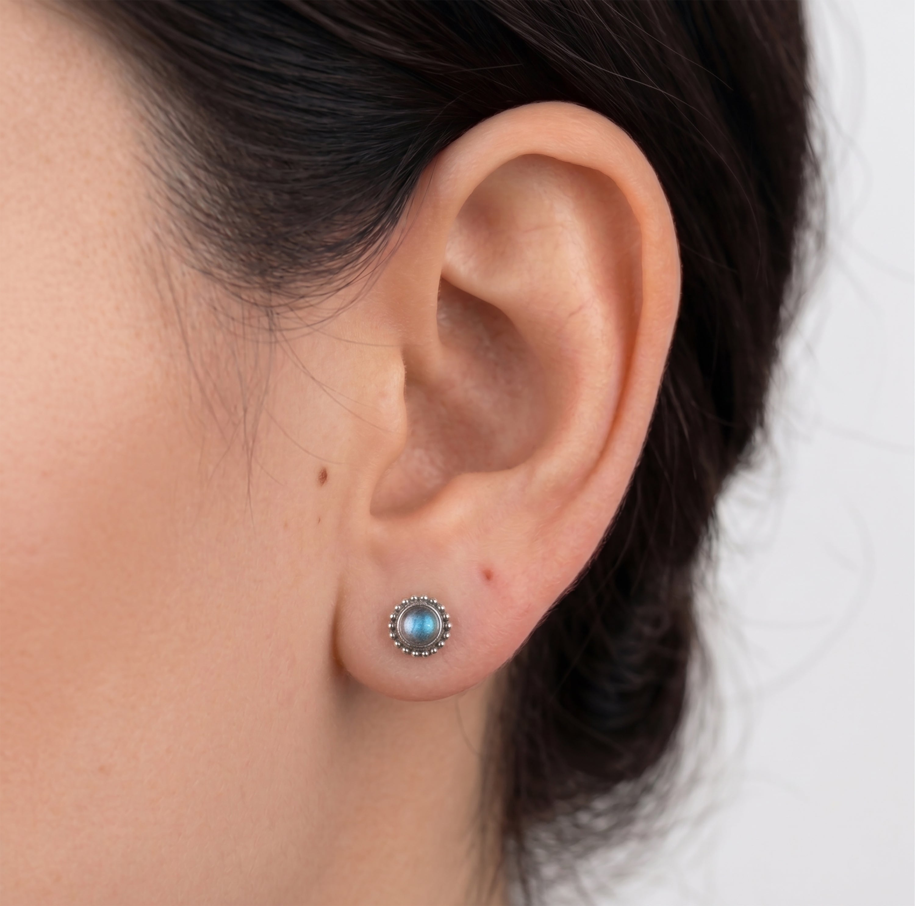 Elegant 925 Sterling Silver Labradorite Round Earrings Studs Gemstone