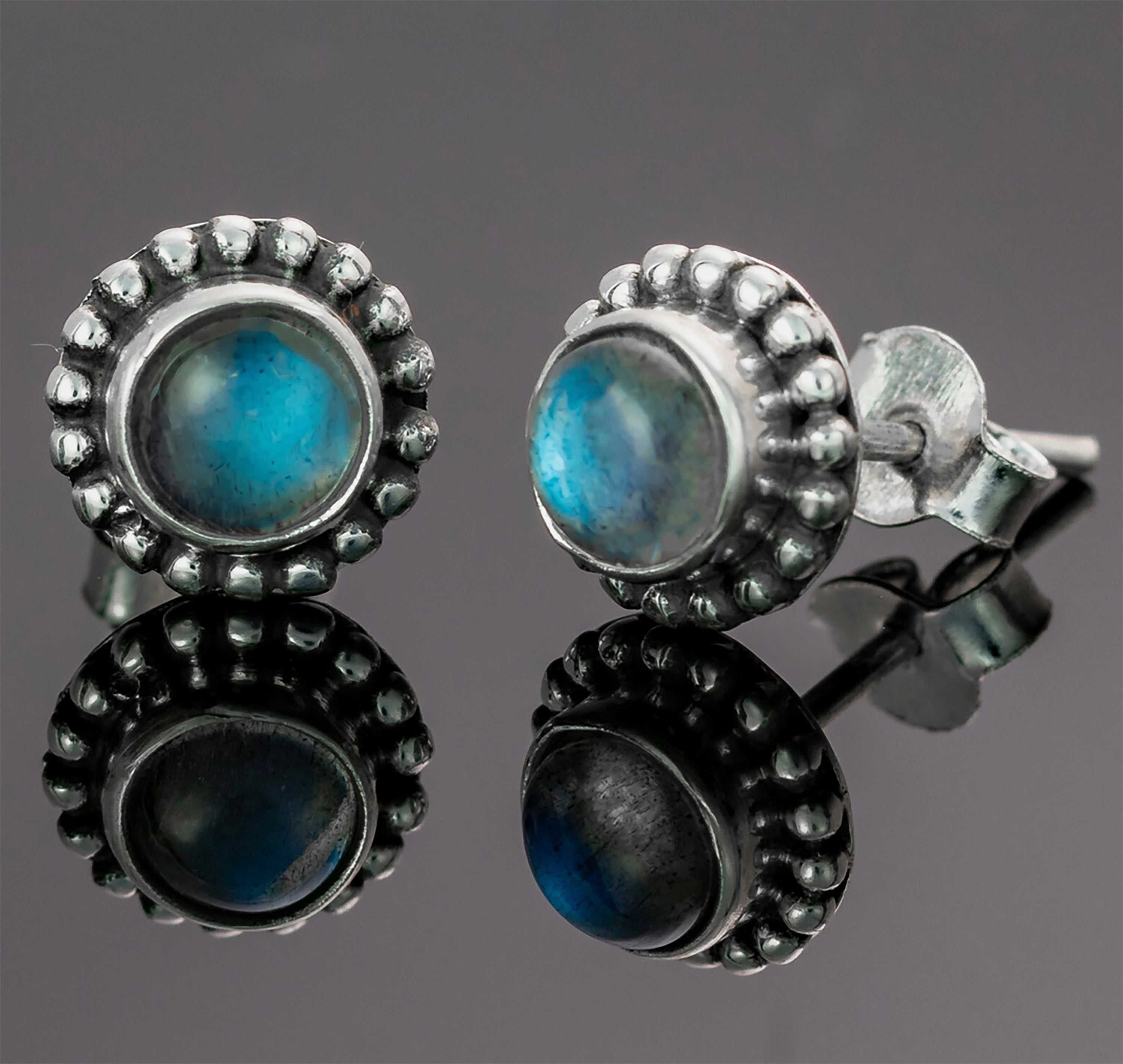 Elegant 925 Sterling Silver Labradorite Round Earrings Studs Gemstone