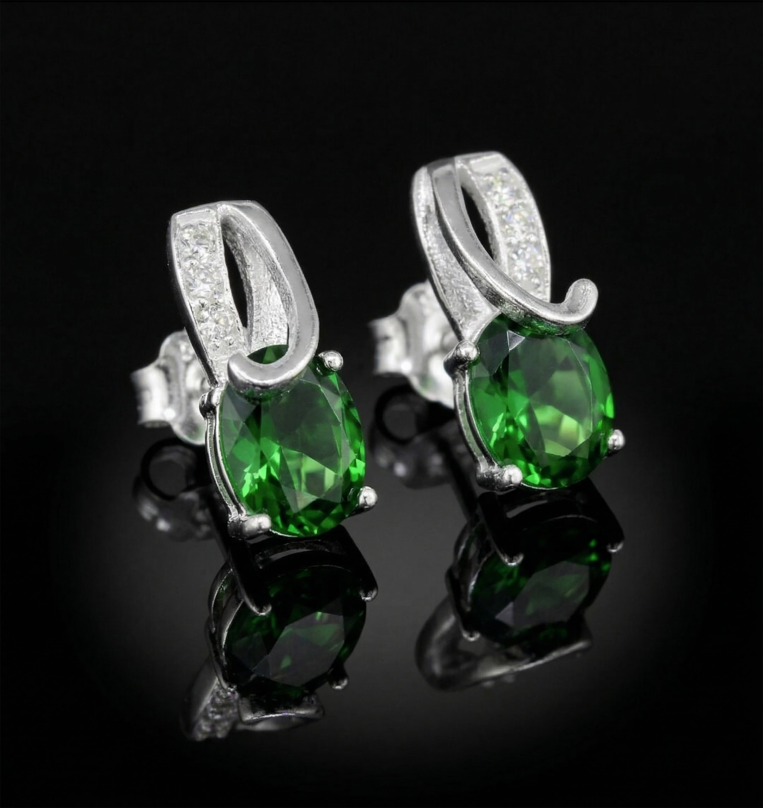 Sterling Silver Emerald & White Quartz Drop Earrings
