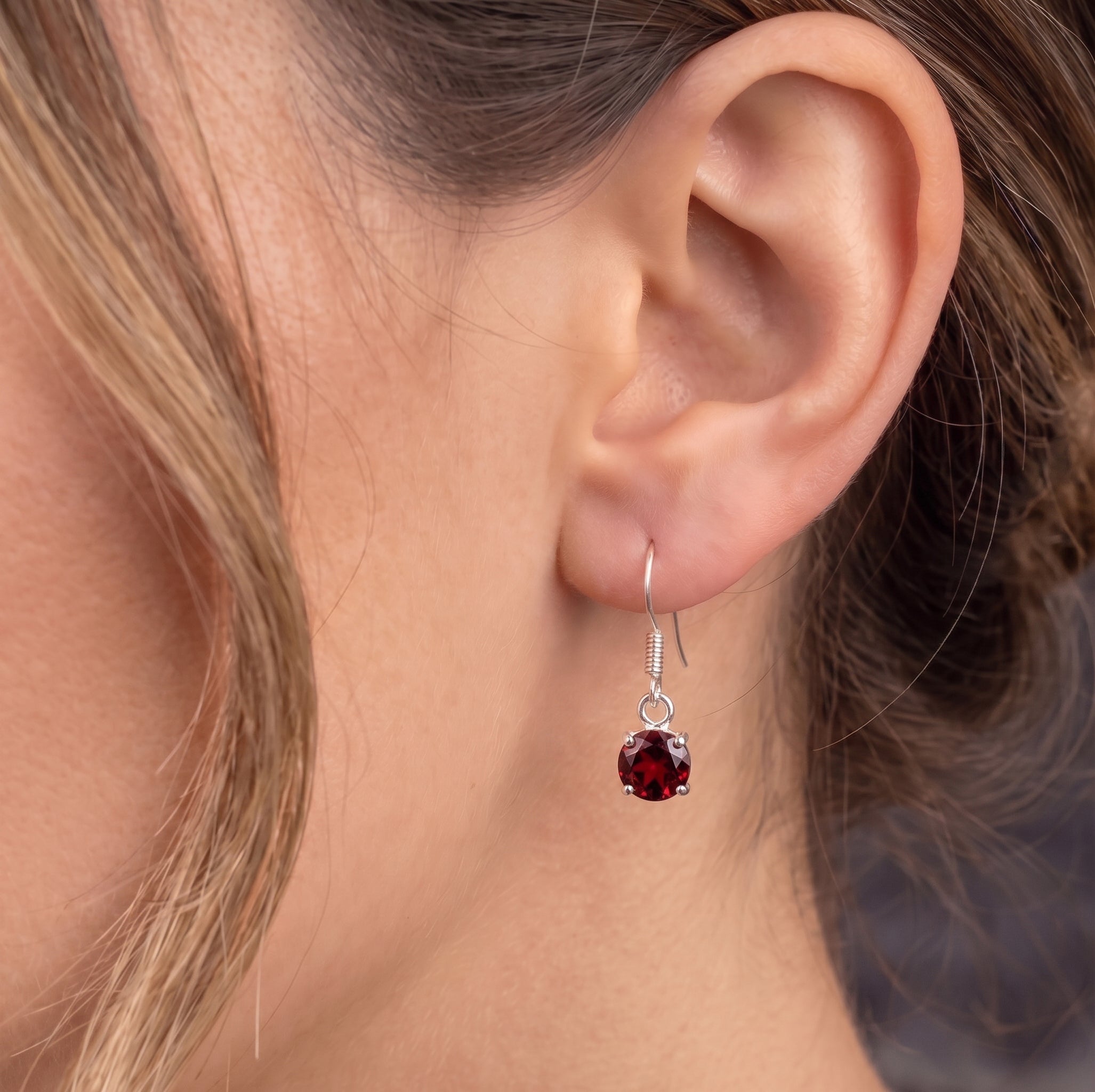 925 sterling silver natural faceted red garnet round drop dangle earring
