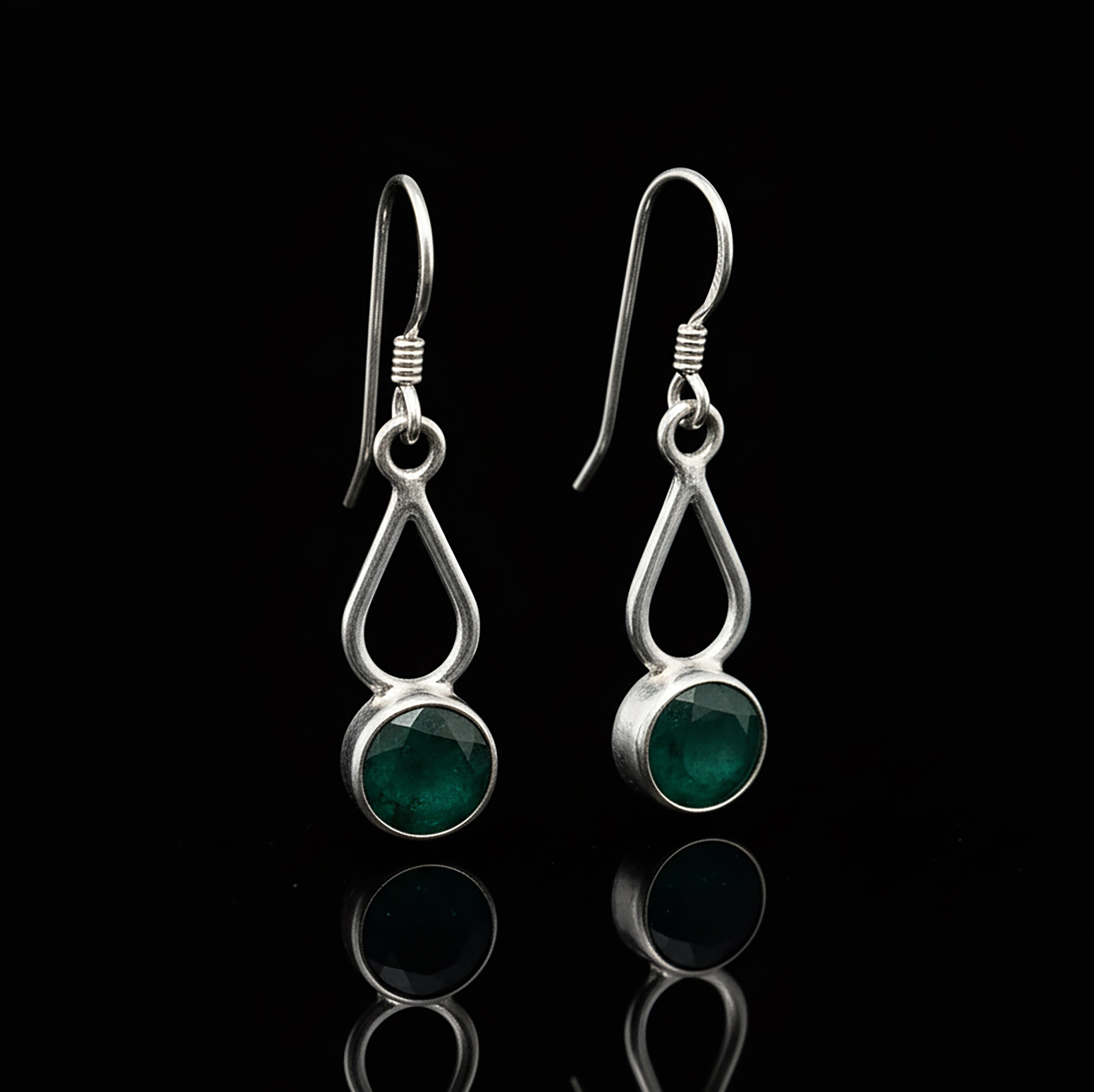 Sterling Silver Faceted Emerald Gemstone Drop Dangle Ladies Earrings