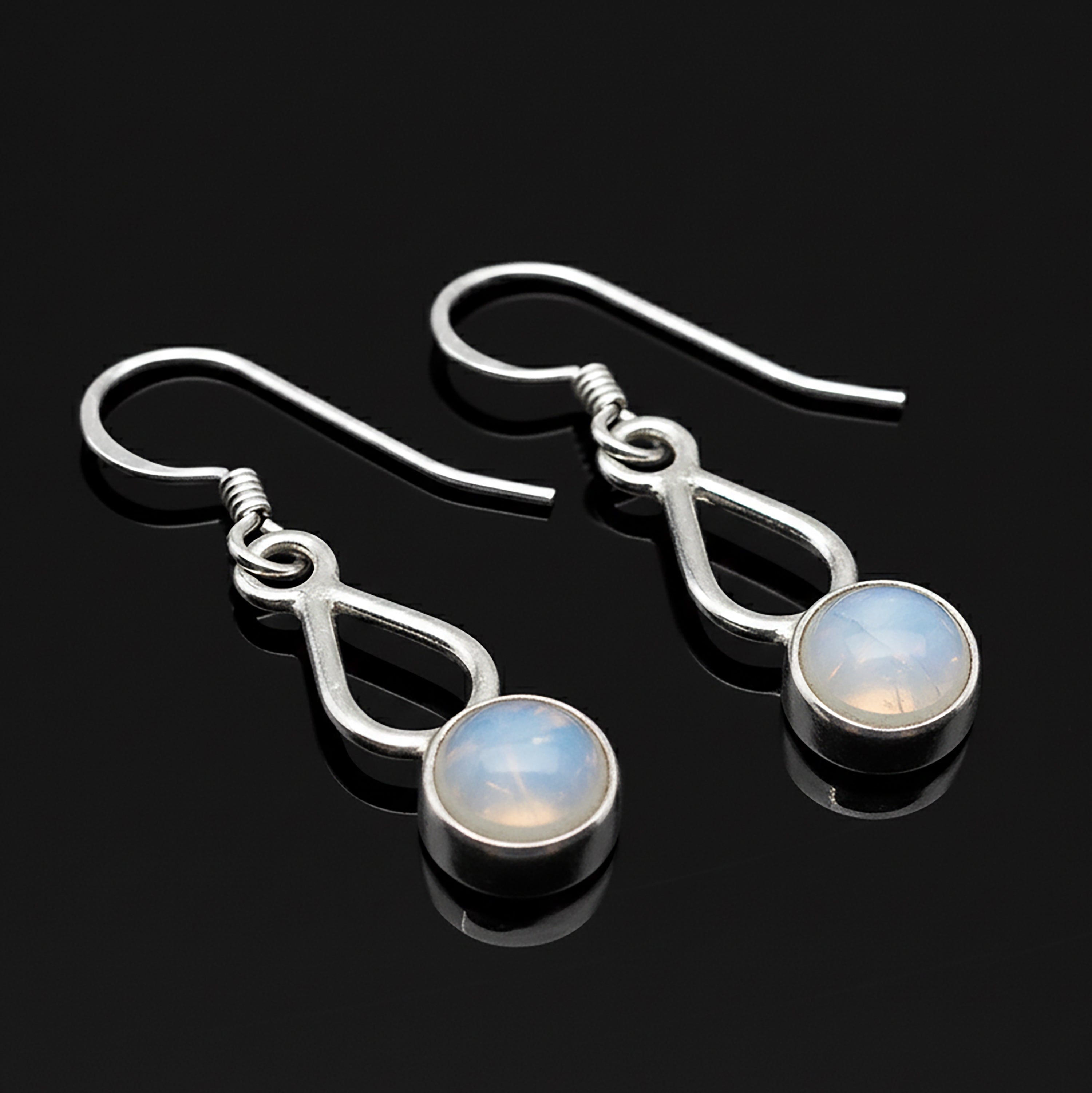 Sterling Silver Natural Moonstone Gemstone Drop Dangle Ladies Earrings