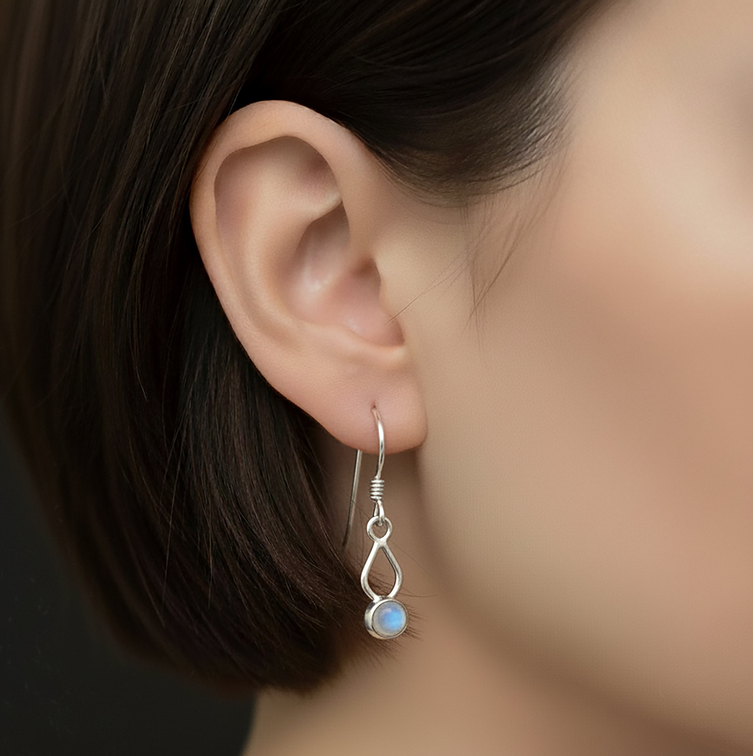 Sterling Silver Natural Moonstone Gemstone Drop Dangle Ladies Earrings