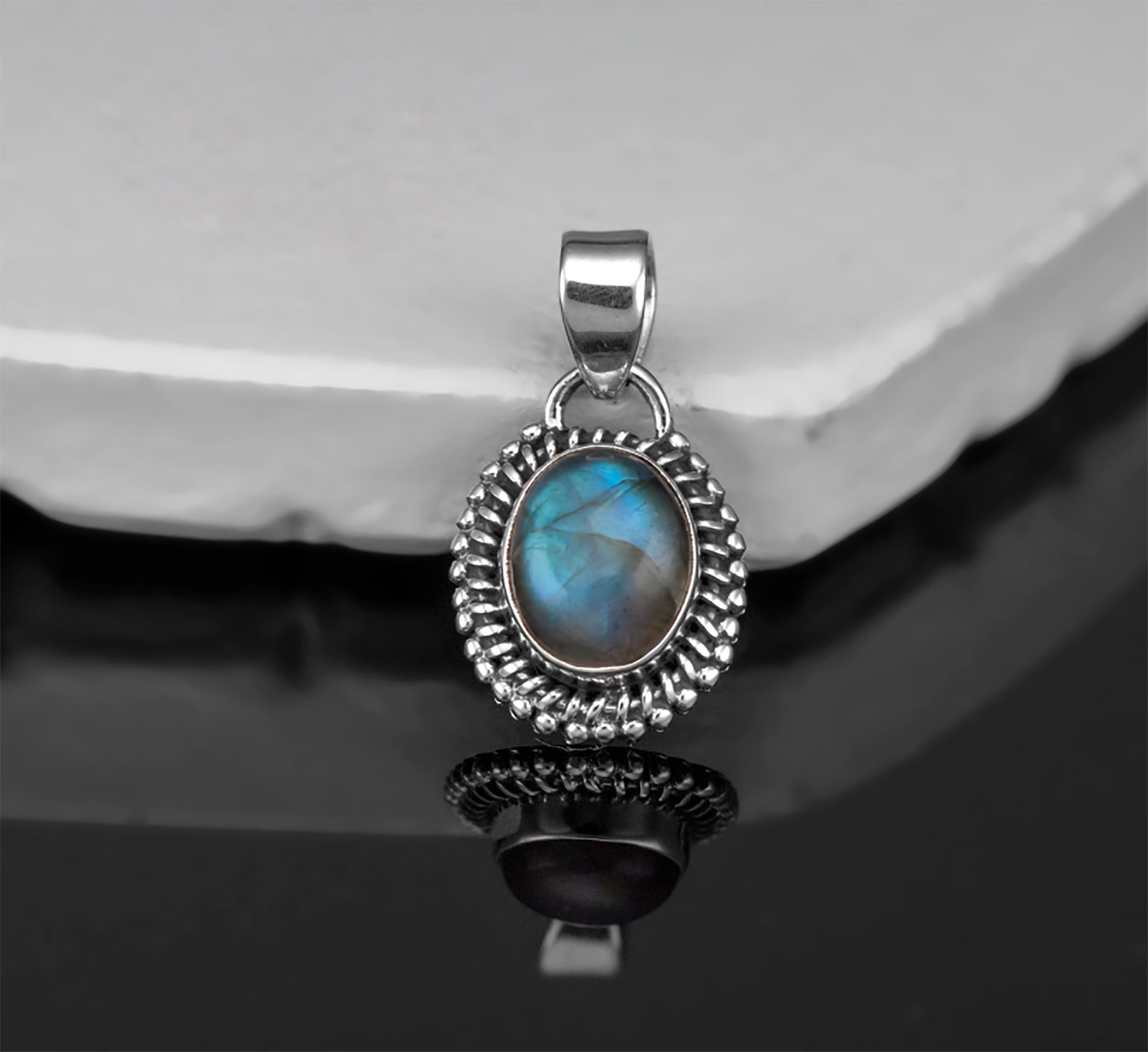 Labradorite Sterling Silver 925 Gemstone Designer Pendant Necklace Jewellery