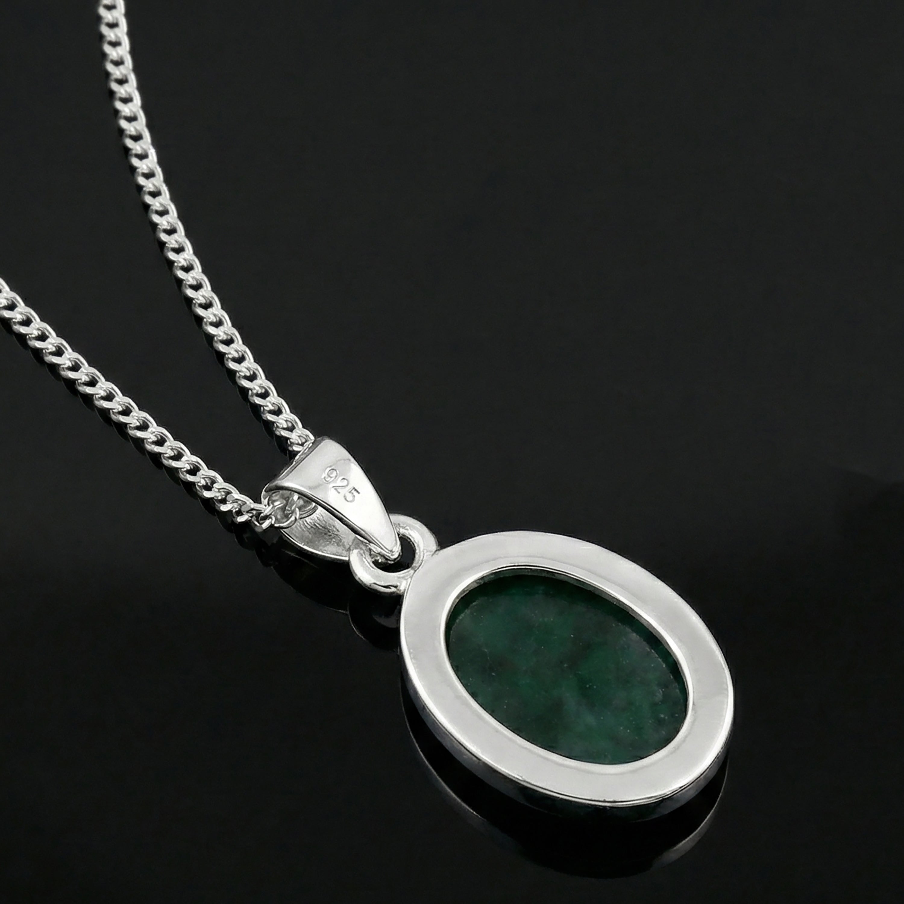 Oval Cut Sterling Silver 925 Emerald Gemstone Pendant Necklace Ladies Jewellery Gift