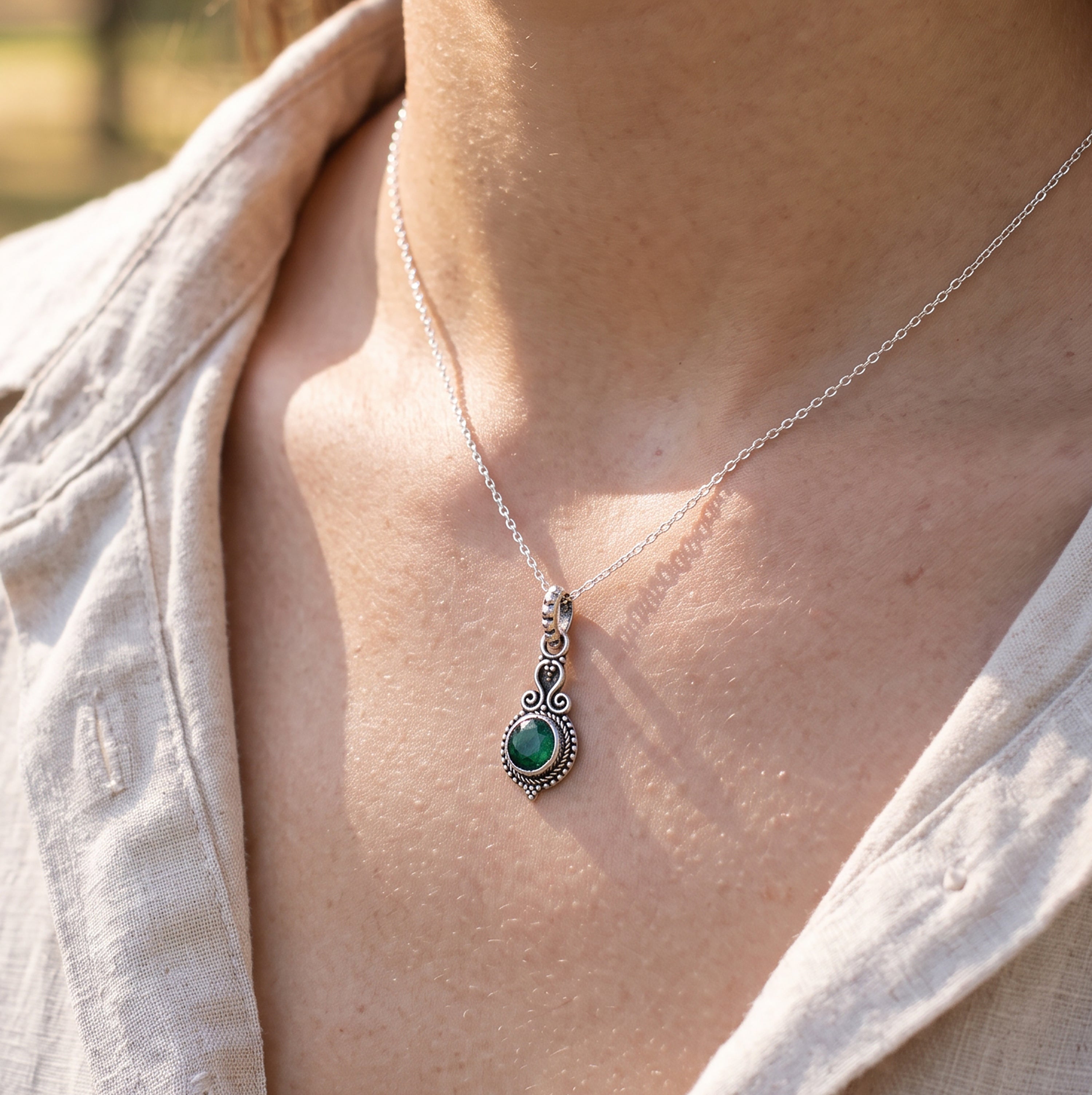 925 Sterling Silver Natural Faceted Emerald Gemstone Ladies Pendant Necklace