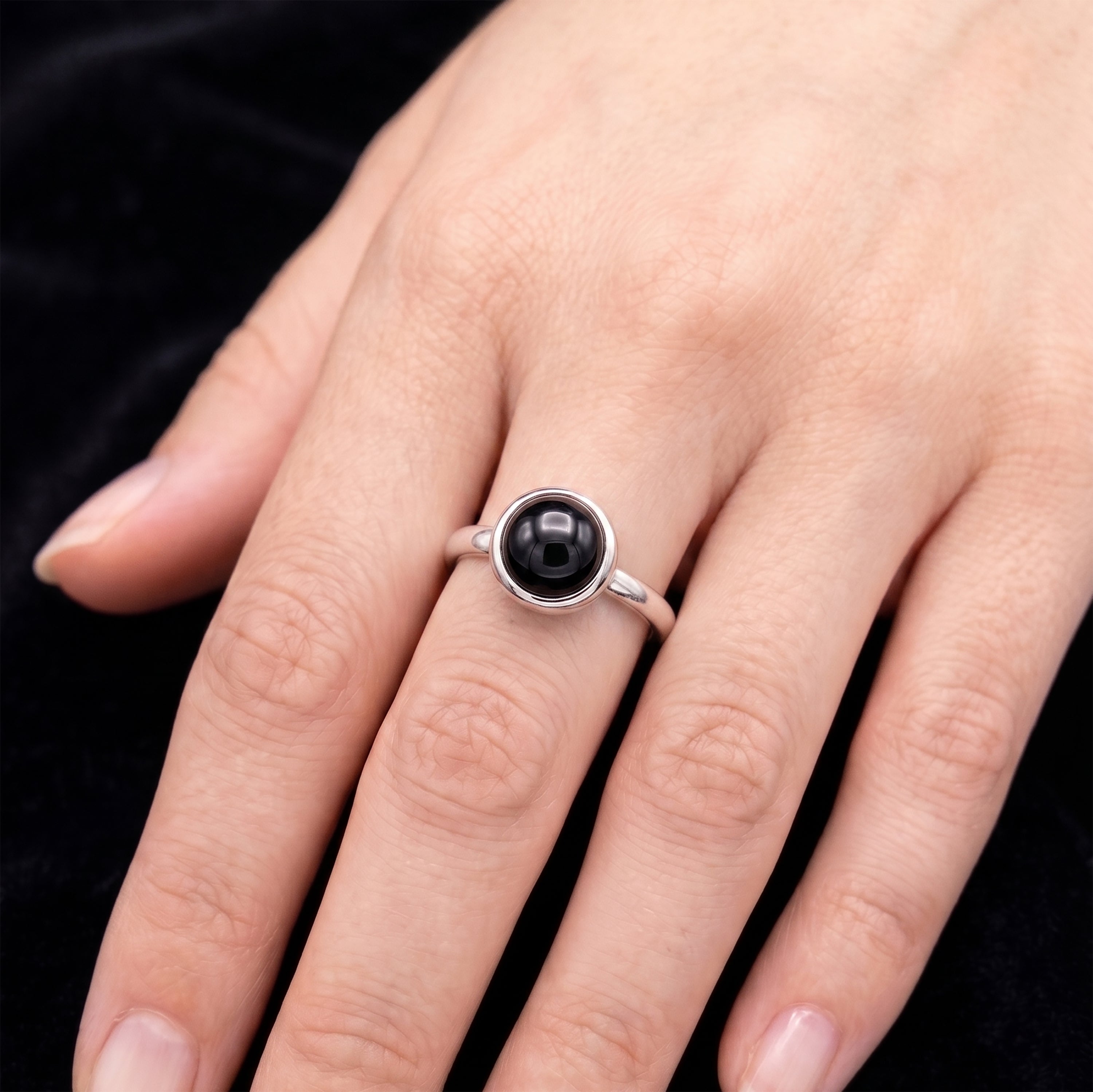 Black Onyx Round Ring in Hallmarked 925 Sterling Silver