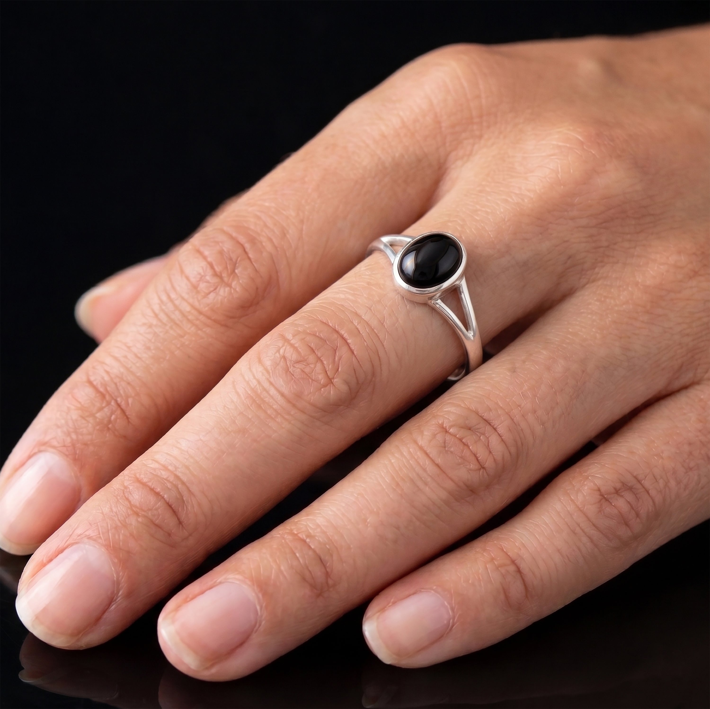 Designer 925 Sterling Silver Ladies Onyx Oval Stone Ring Black Gemstone