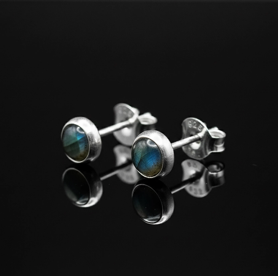 Small 925 Sterling Silver Labradorite Round Earrings Studs