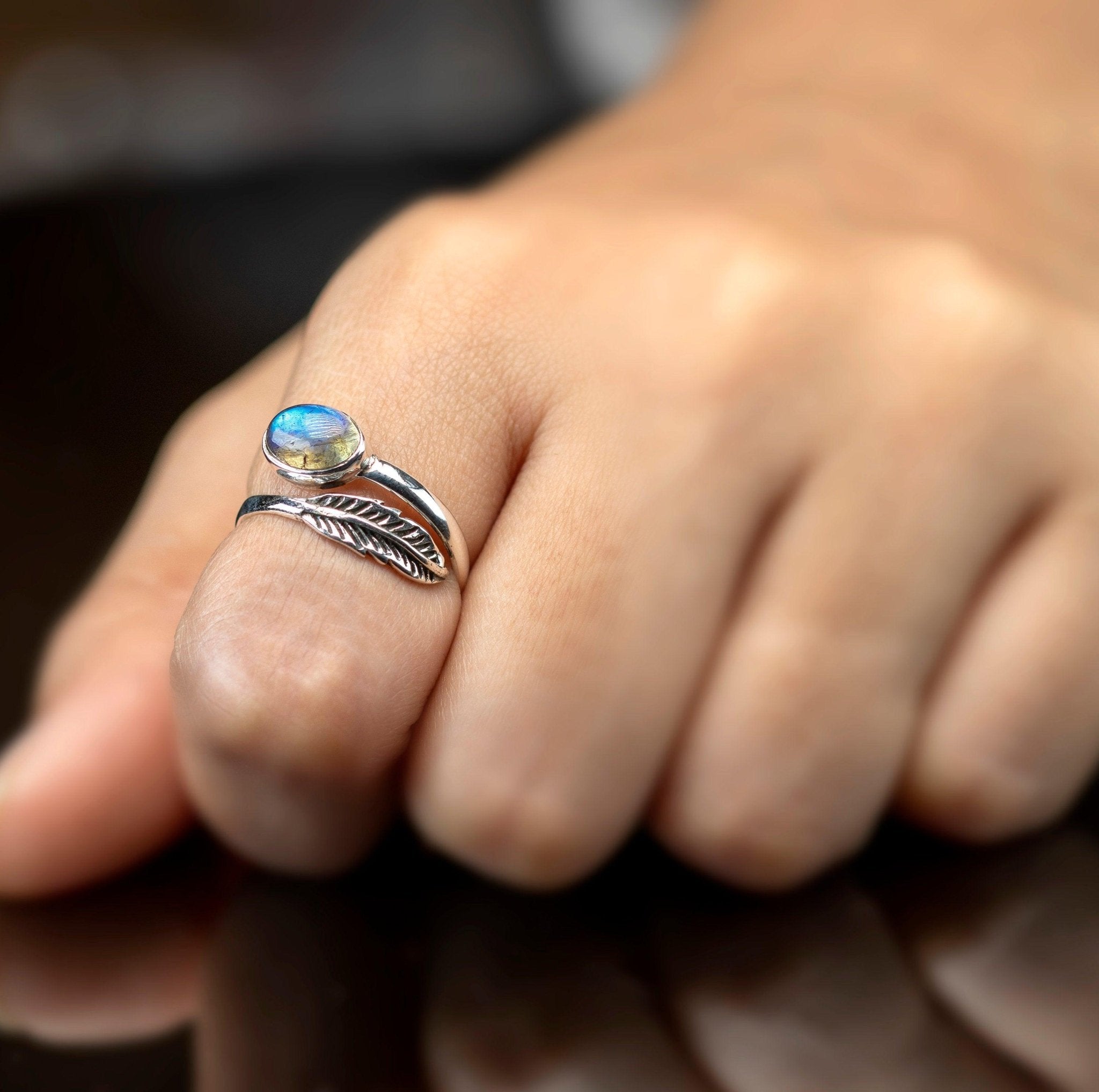 Adjustable Sterling Silver Labradorite Gemstone Leaf Ring Ladies Gift Jewellery Boxed Jewelry One Size