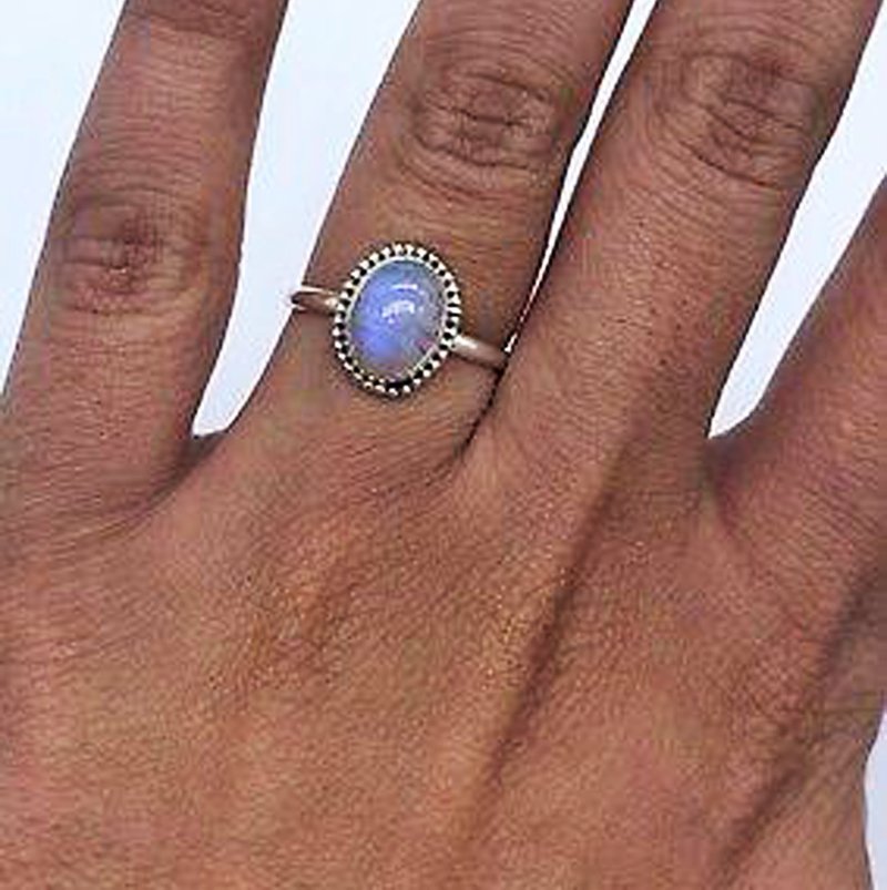 Designer 925 Sterling Silver Ladies Moonstone Oval Stone Gemstone Ring Gift