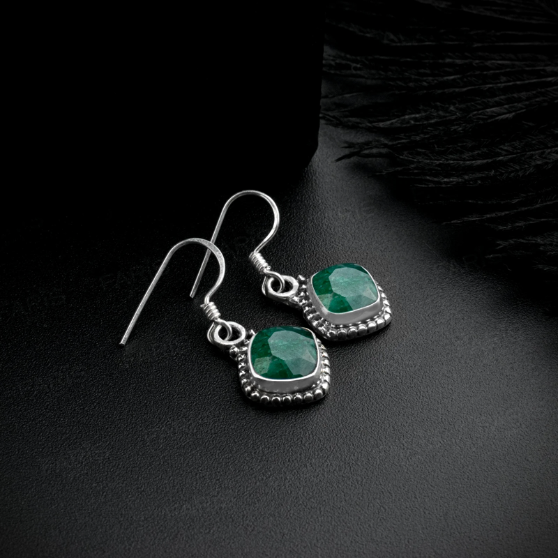 925 Sterling Silver Emerald Gemstone Cushion Cut Drop Dangle Ladies Earrings