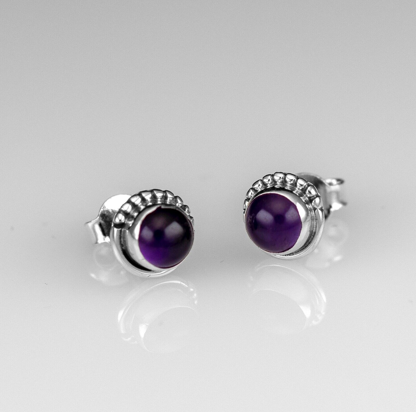 Beautiful 925 Sterling Silver Amethyst Earrings Studs Round Gemstone Gift Boxed