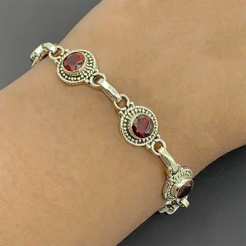 Elegant Sterling Silver 925 Ladies Red Garnet Designer Bracelet Bangle Faris Jewels