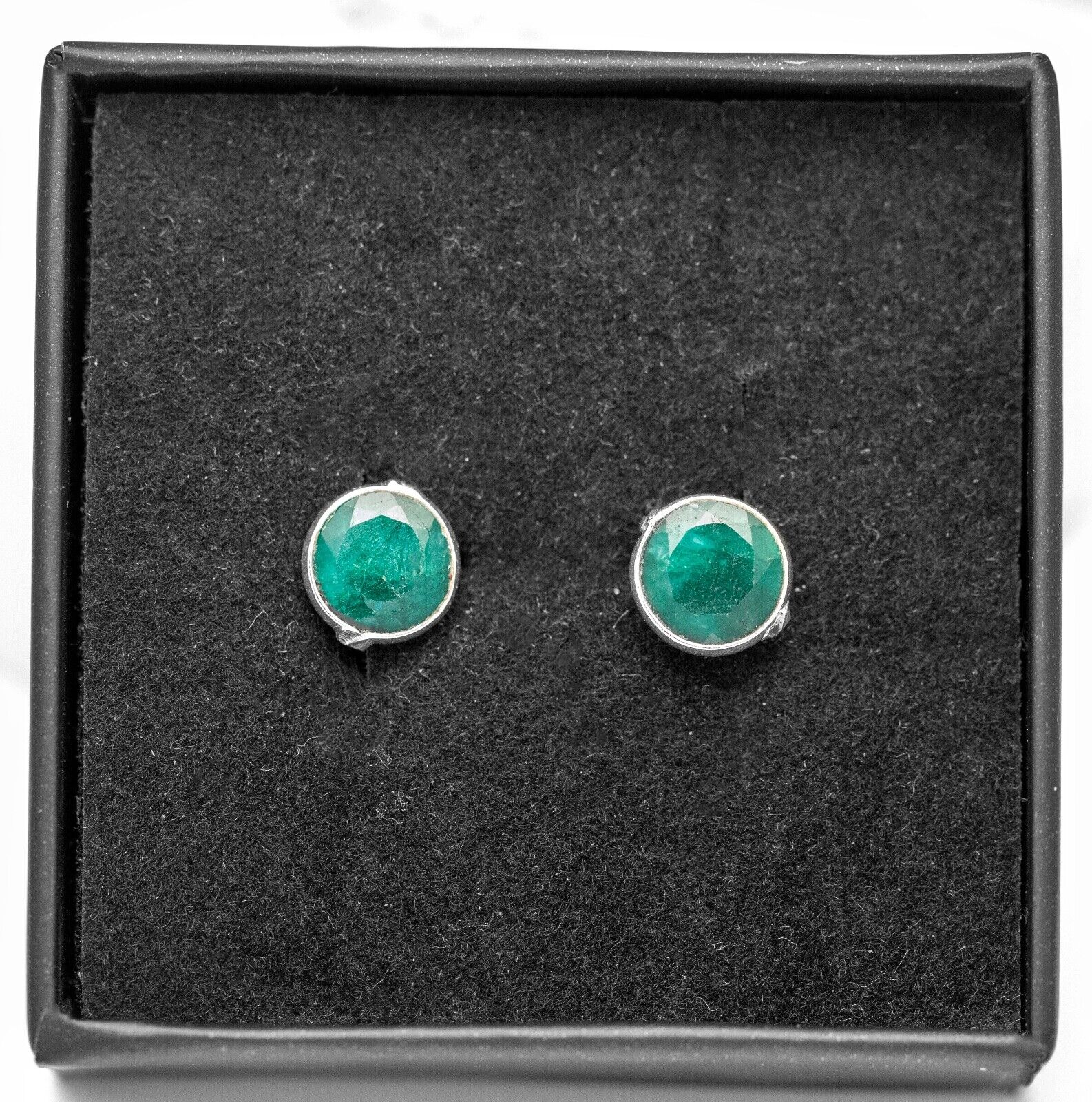 Genuine 925 Sterling Silver Round Emerald Ladies Earrings Studs Gemstone Gift