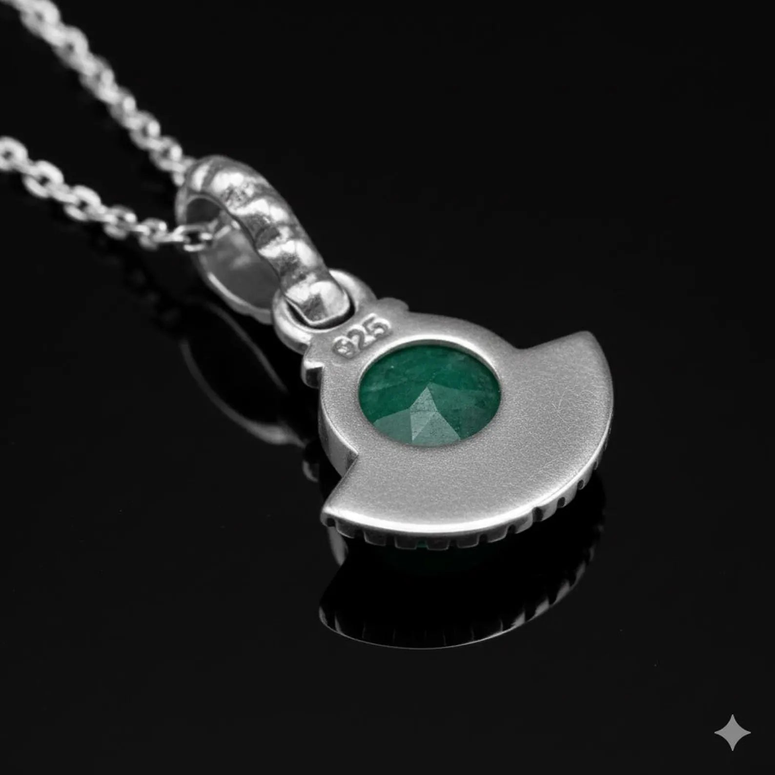 925 Sterling Silver Faceted Green Emerald Pendant Ladies Necklace Art Deco