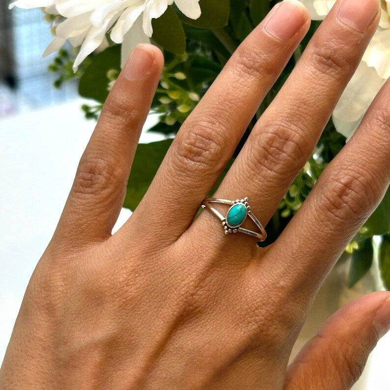 925 Sterling Silver Ladies Minimalist Ring Oval Turquoise Gemstone Jewellery