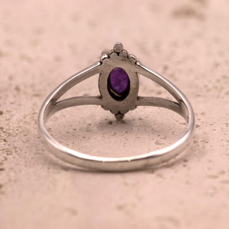 925 Sterling Silver Ladies Minimalist Ring Oval Amethyst Gemstone Jewellery