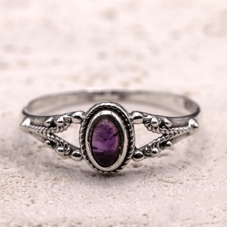 925 Sterling Silver Ladies Vintage Style Ring Natural Amethyst Gemstone Boho