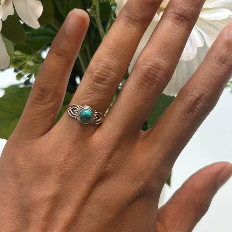925 Sterling Silver Vintage Style Turquoise Gemstone Ring Filigree Statement