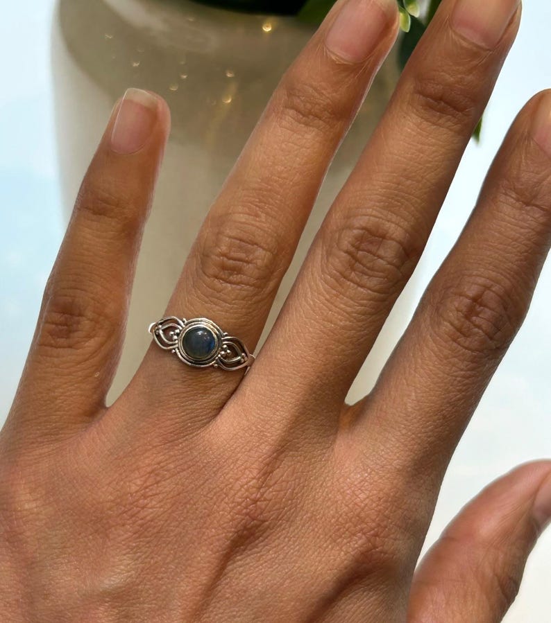 925 Sterling Silver Vintage Style Natural Labradorite Gemstone Ring Filigree
