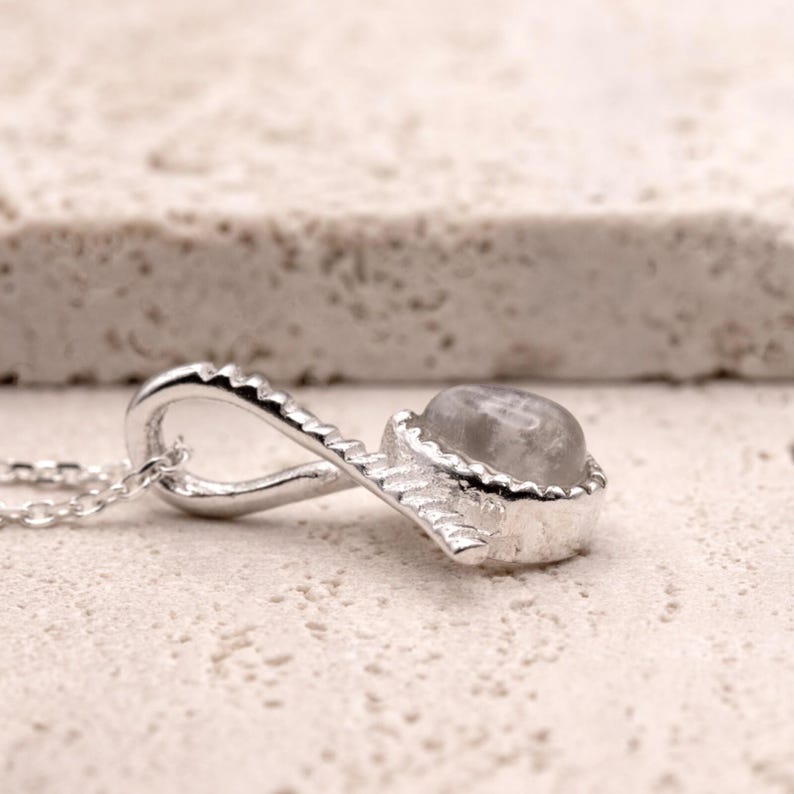 925 Sterling Silver Teardrop Natural Moonstone Gemstone Ladies Pendant Necklace