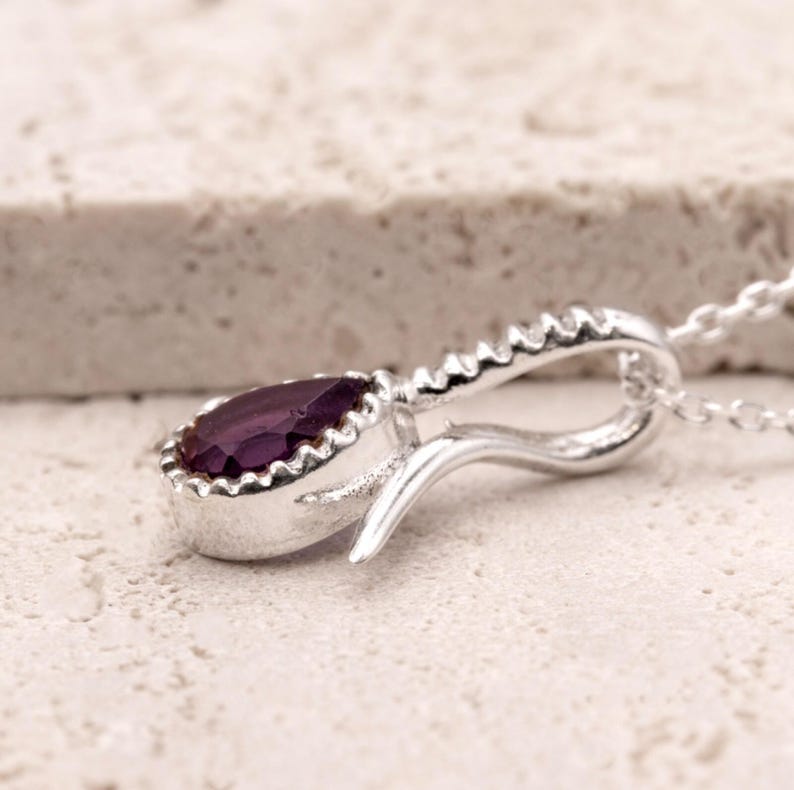 925 Sterling Silver Teardrop Purple Amethyst Gemstone Ladies Pendant Necklace