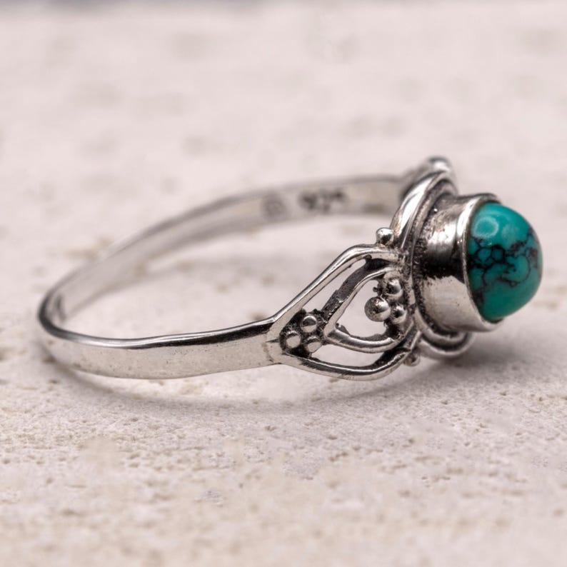 925 Sterling Silver Vintage Style Turquoise Gemstone Ring Filigree Statement