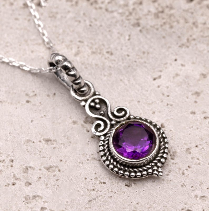925 Sterling Silver Natural Faceted Amethyst Gemstone Ladies Pendant Necklace
