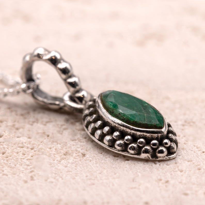 Marquise Green Emerald Sterling Silver 925 Pendant Necklace Ladies Jewellery Gift