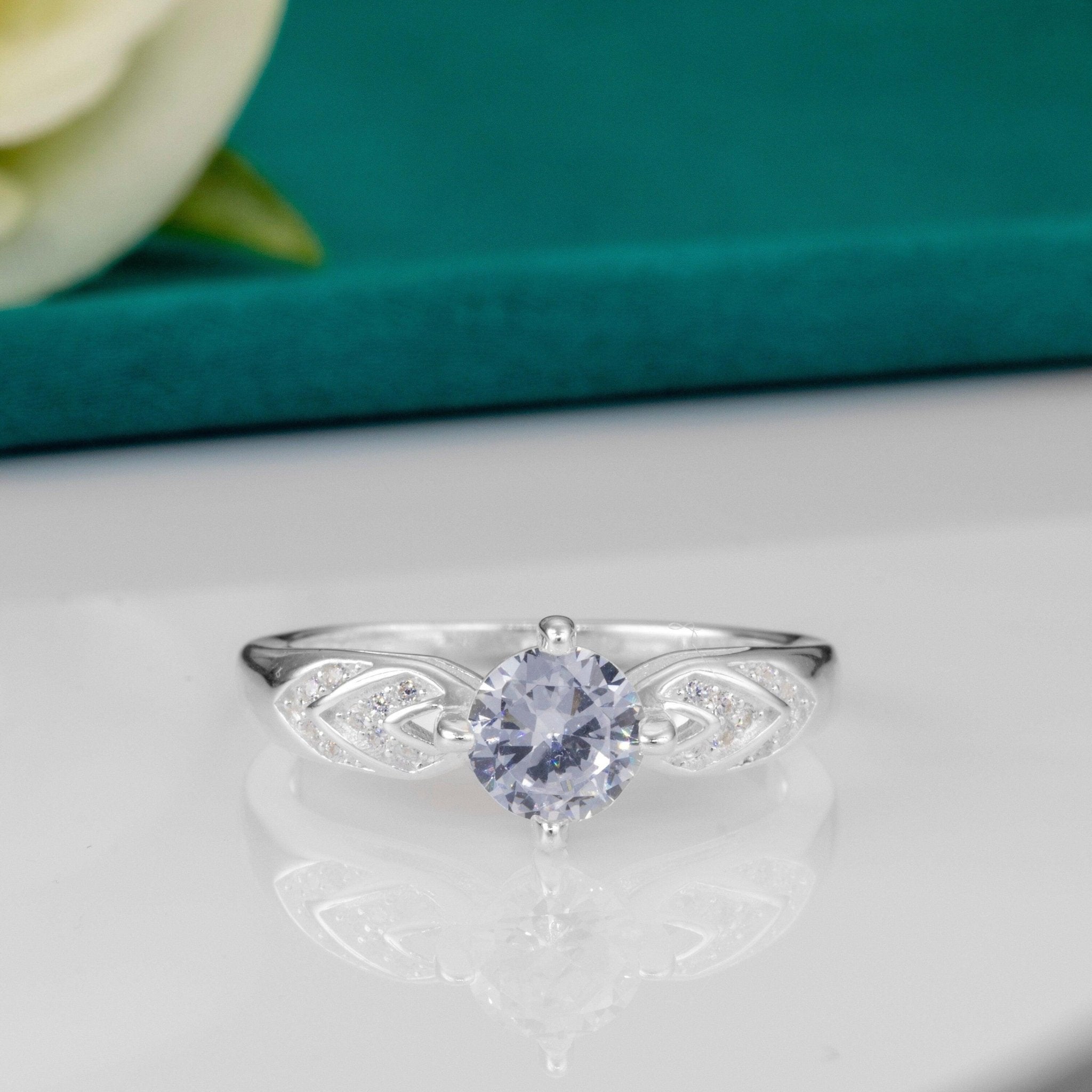 Ladies 925 Sterling Silver Bow Ring Cubic Zirconia CZ Wedding Engagement Statement Jewellery Man-made Diamond Gift Boxed