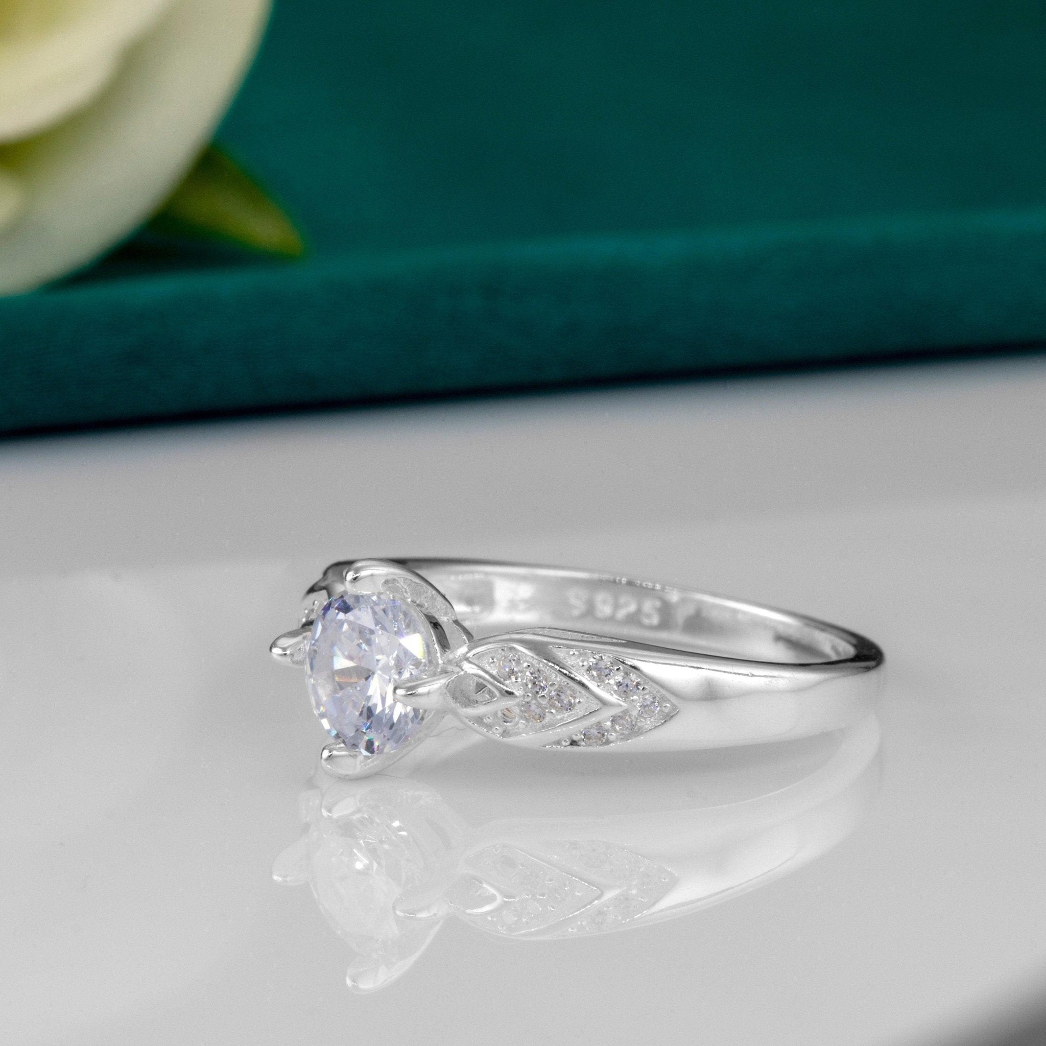 Ladies 925 Sterling Silver Bow Ring Cubic Zirconia CZ Wedding Engagement Statement Jewellery Man-made Diamond Gift Boxed