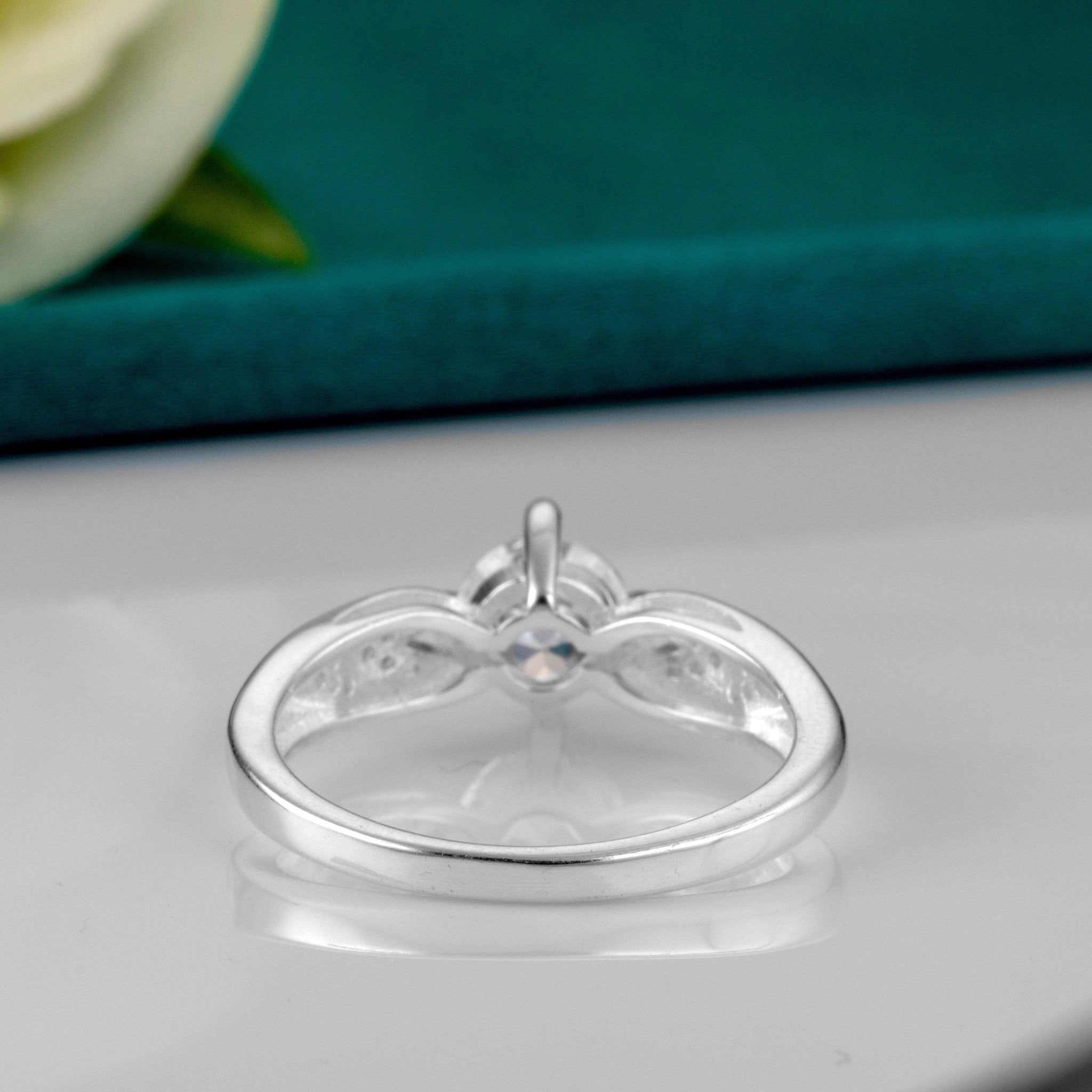 Ladies 925 Sterling Silver Bow Ring Cubic Zirconia CZ Wedding Engagement Statement Jewellery Man-made Diamond Gift Boxed