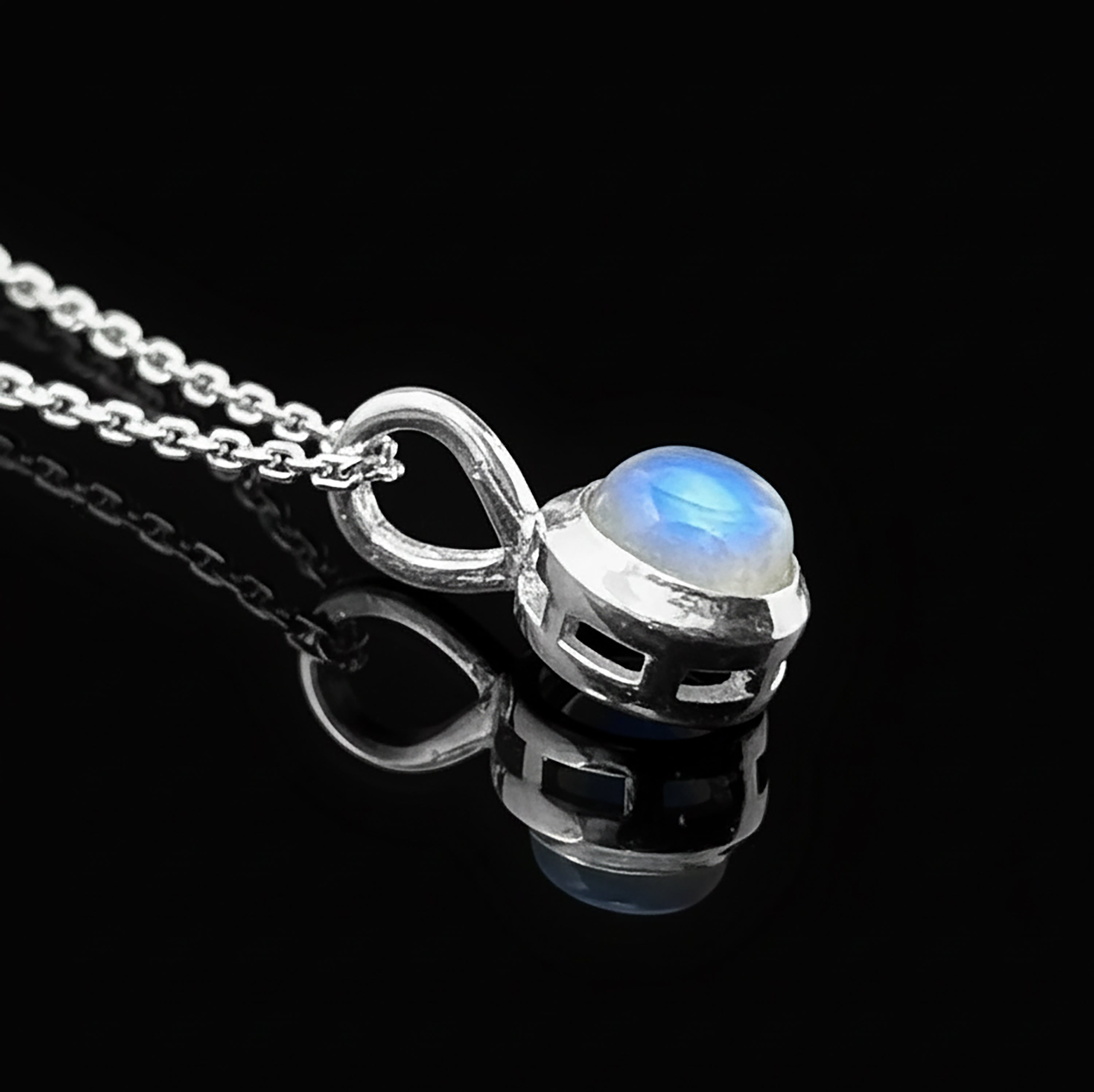 Dainty Sterling Silver 925 Moonstone Gemstone Pendant Necklace Ladies Jewellery Handmade Gift Box Jewelry