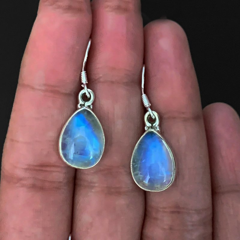 Moonstone 925 Sterling Silver Dangle Earrings Pear Gemstone Ladies Jewellery