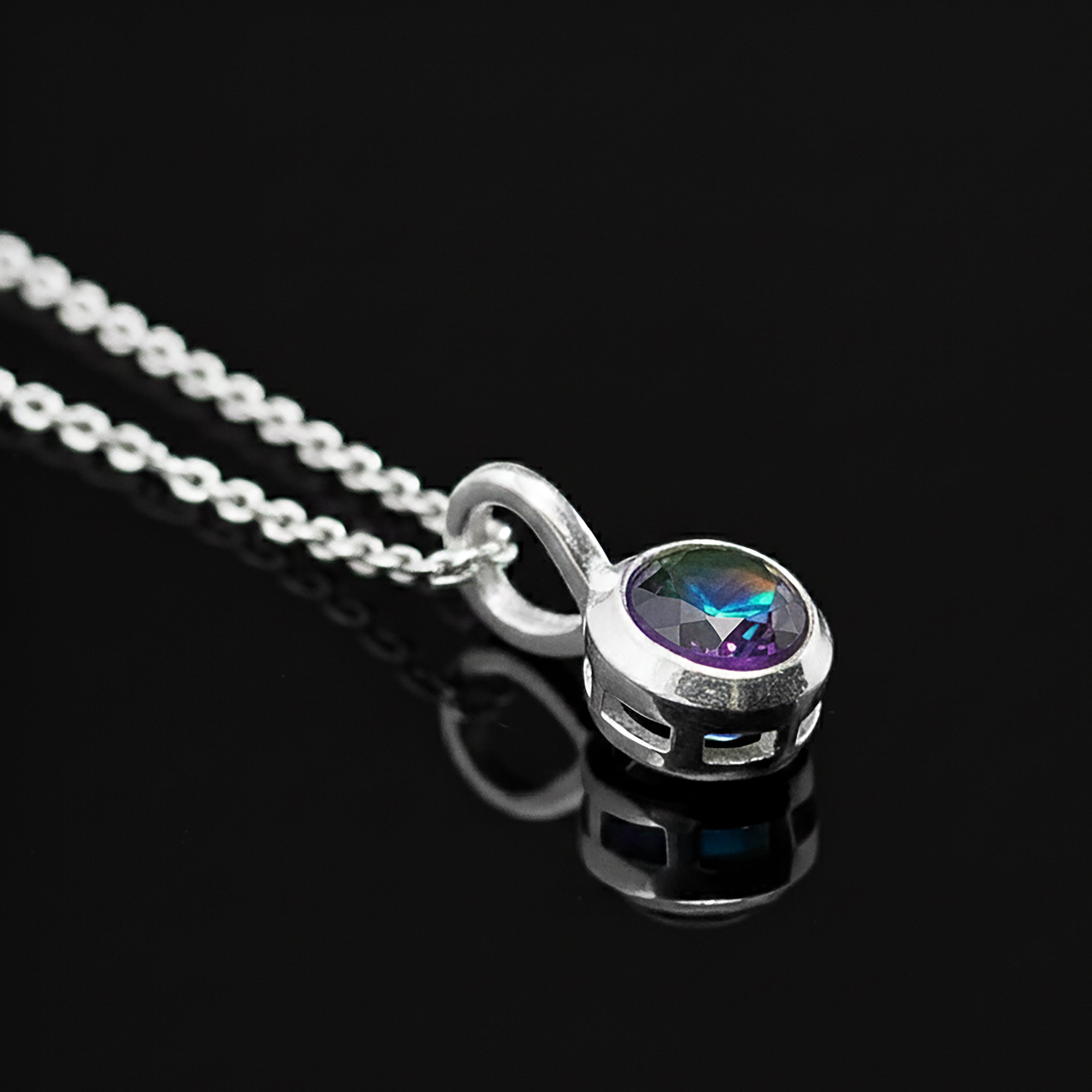 925 Sterling Silver Faceted Mystic Topaz Gemstone Ladies Pendant