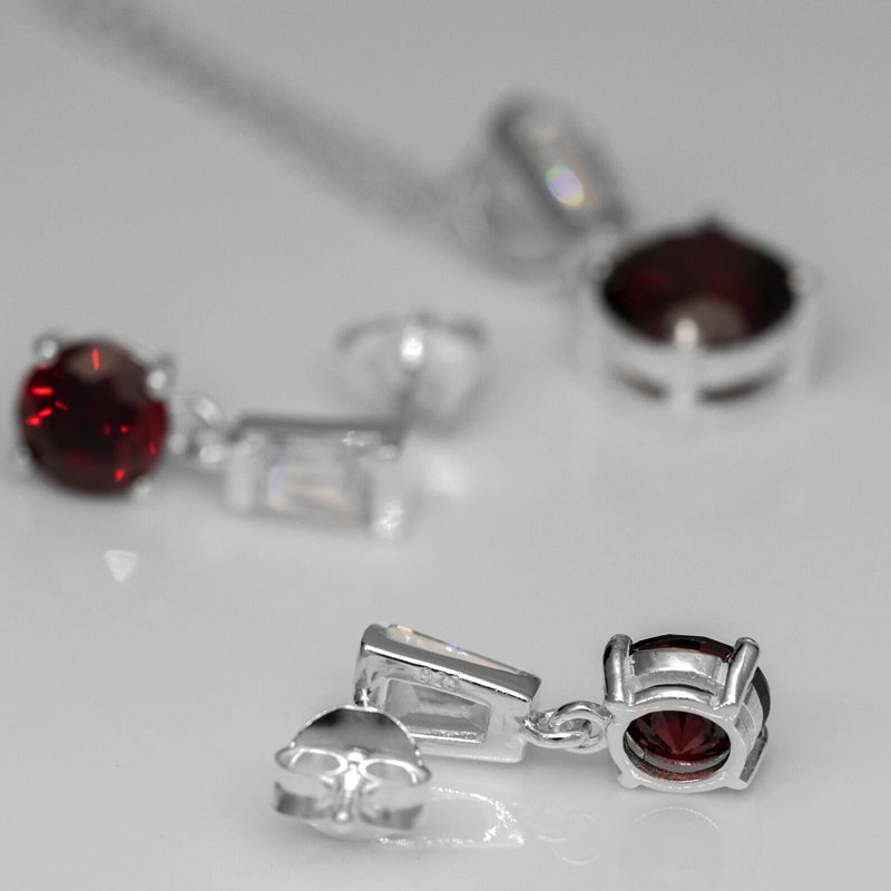 Red Garnet And Diamond Sterling Silver Ladies Pendant Necklace Earrings Set