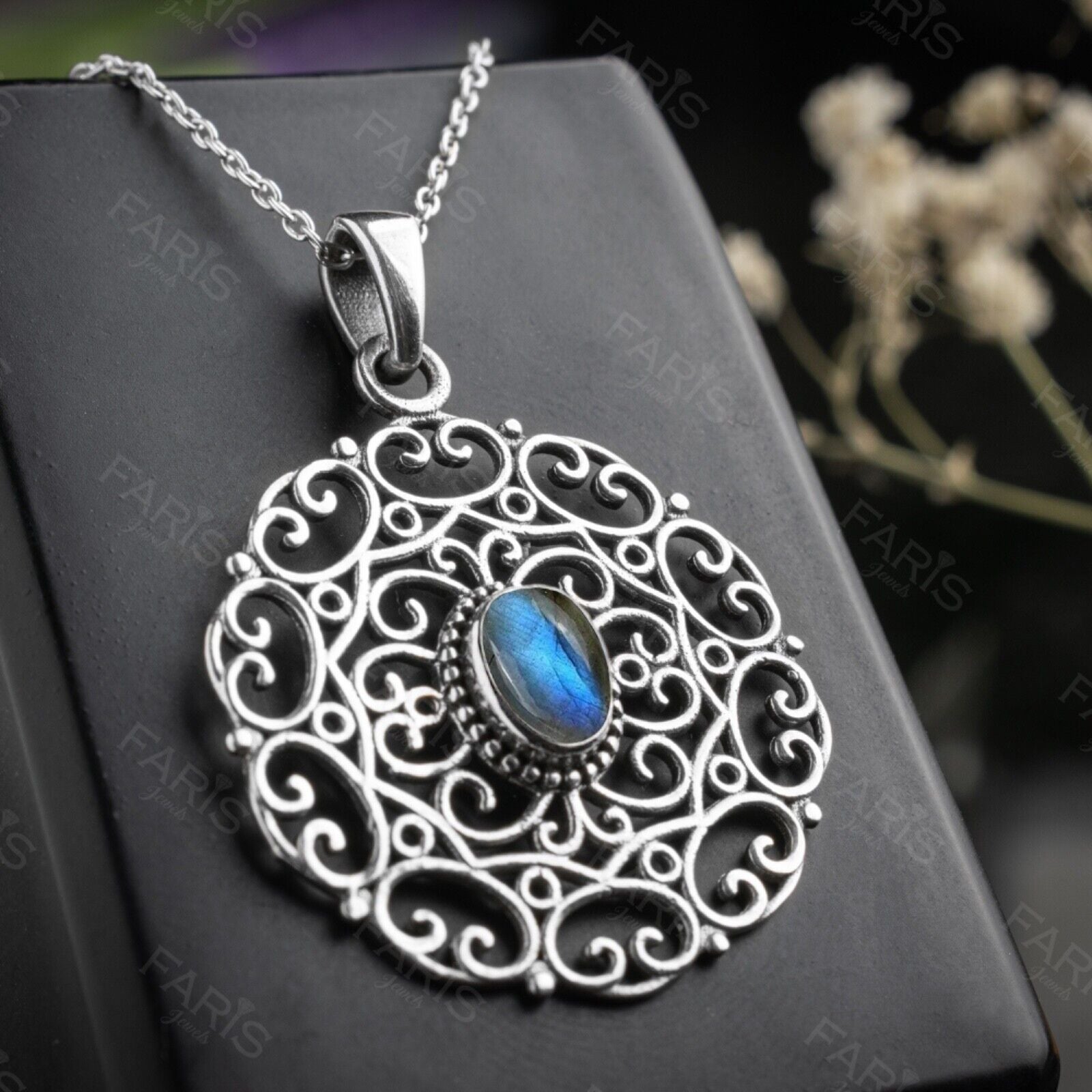 Sterling Silver 925 Oval Labradorite Gemstone Pendant Necklace Vintage Design