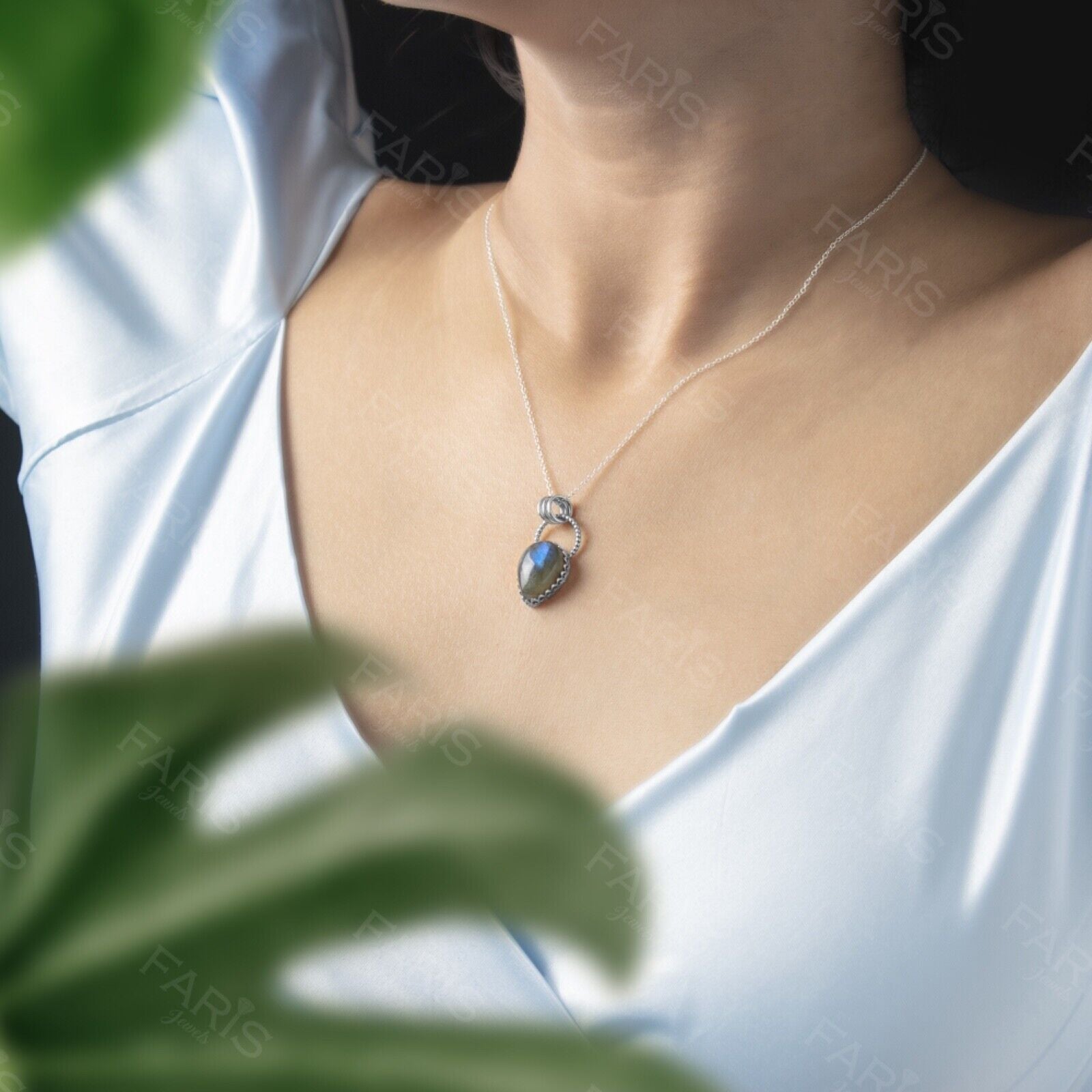 Sterling Silver 925 Pear Cut Labradorite Gemstone Pendant Necklace Jewellery
