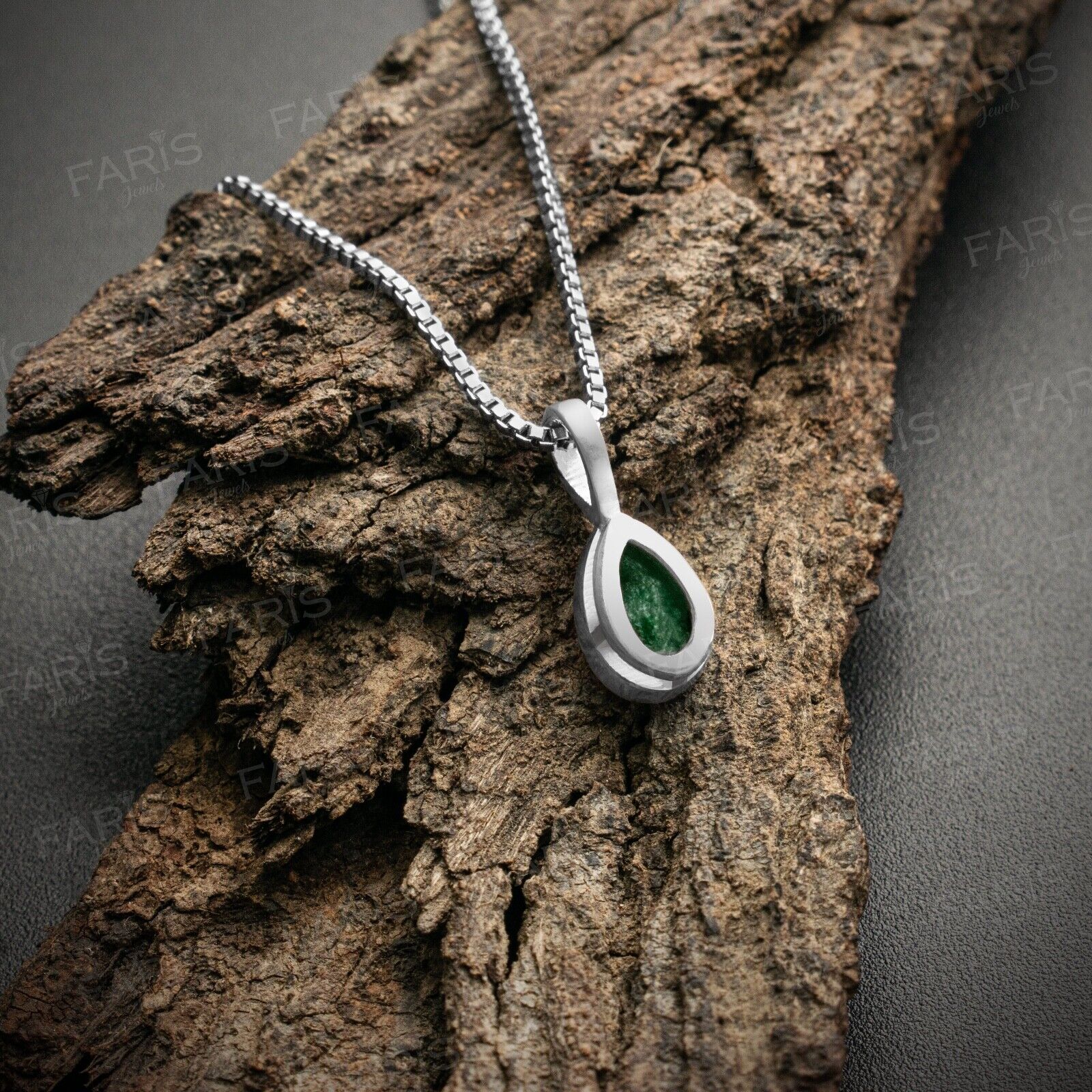 Sterling Silver Pear Cut Emerald Gemstone Pendant Necklace Ladies Jewellery